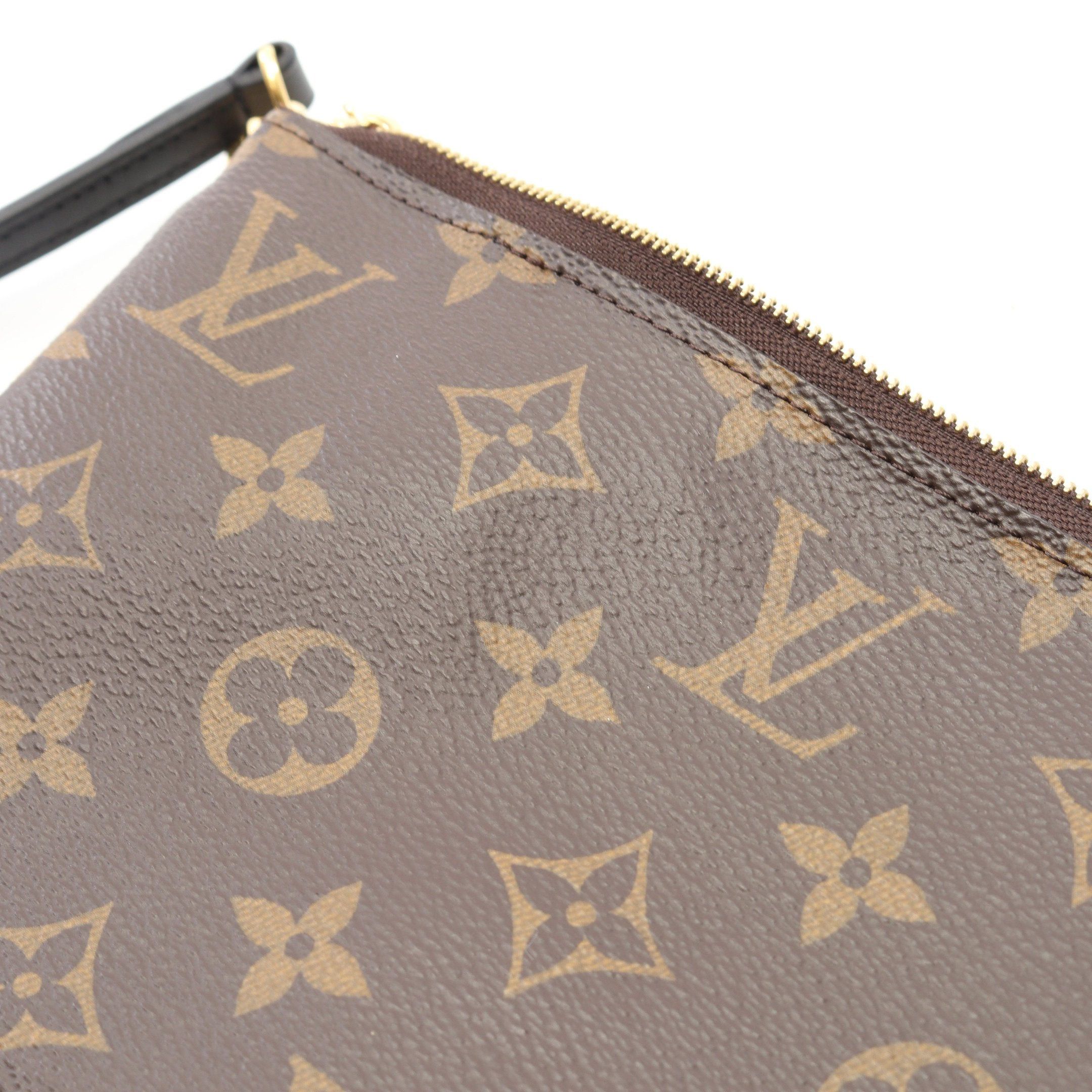 Louis Vuitton Louis Vuitton Pochette Double Zip Monogram Giant Reverse Shoulder Bag Leather Brown Beige Size ONE SIZE - 7 Thumbnail