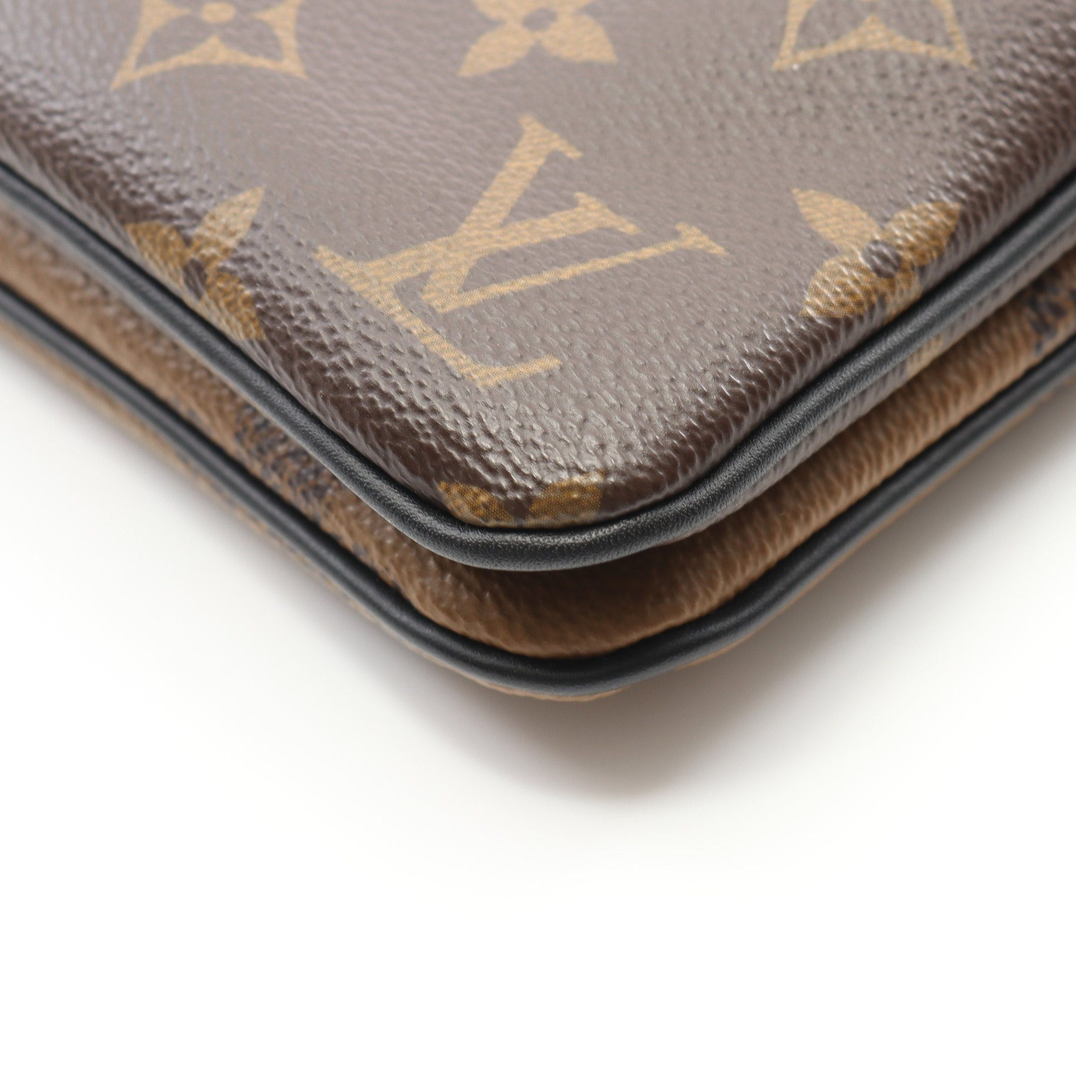 Louis Vuitton Louis Vuitton Pochette Double Zip Monogram Giant Reverse Shoulder Bag Leather Brown Beige Size ONE SIZE - 6 Thumbnail