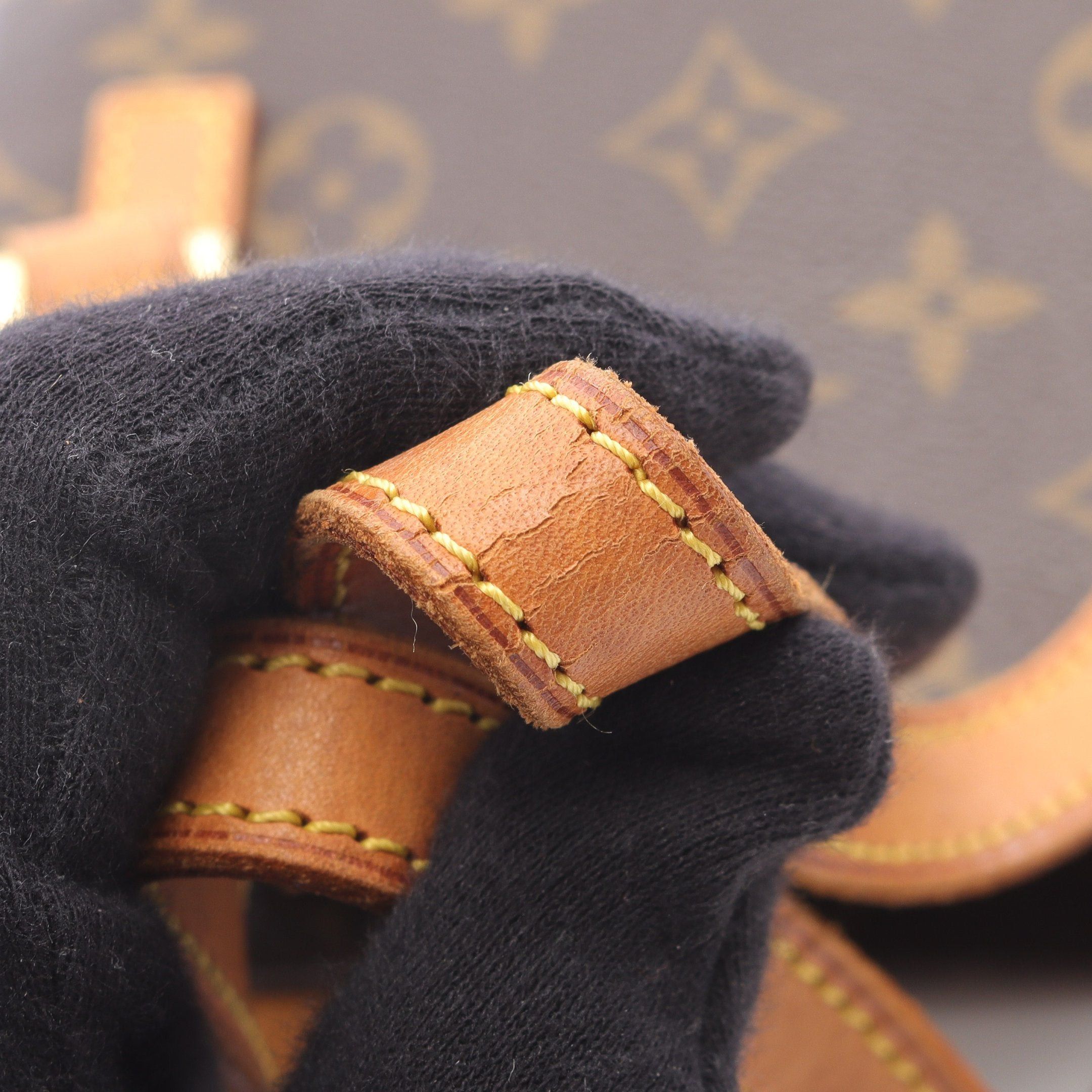 Louis Vuitton Louis Vuitton Vavin Pm Monogram Handbag Leather Brown Size ONE SIZE - 8 Thumbnail