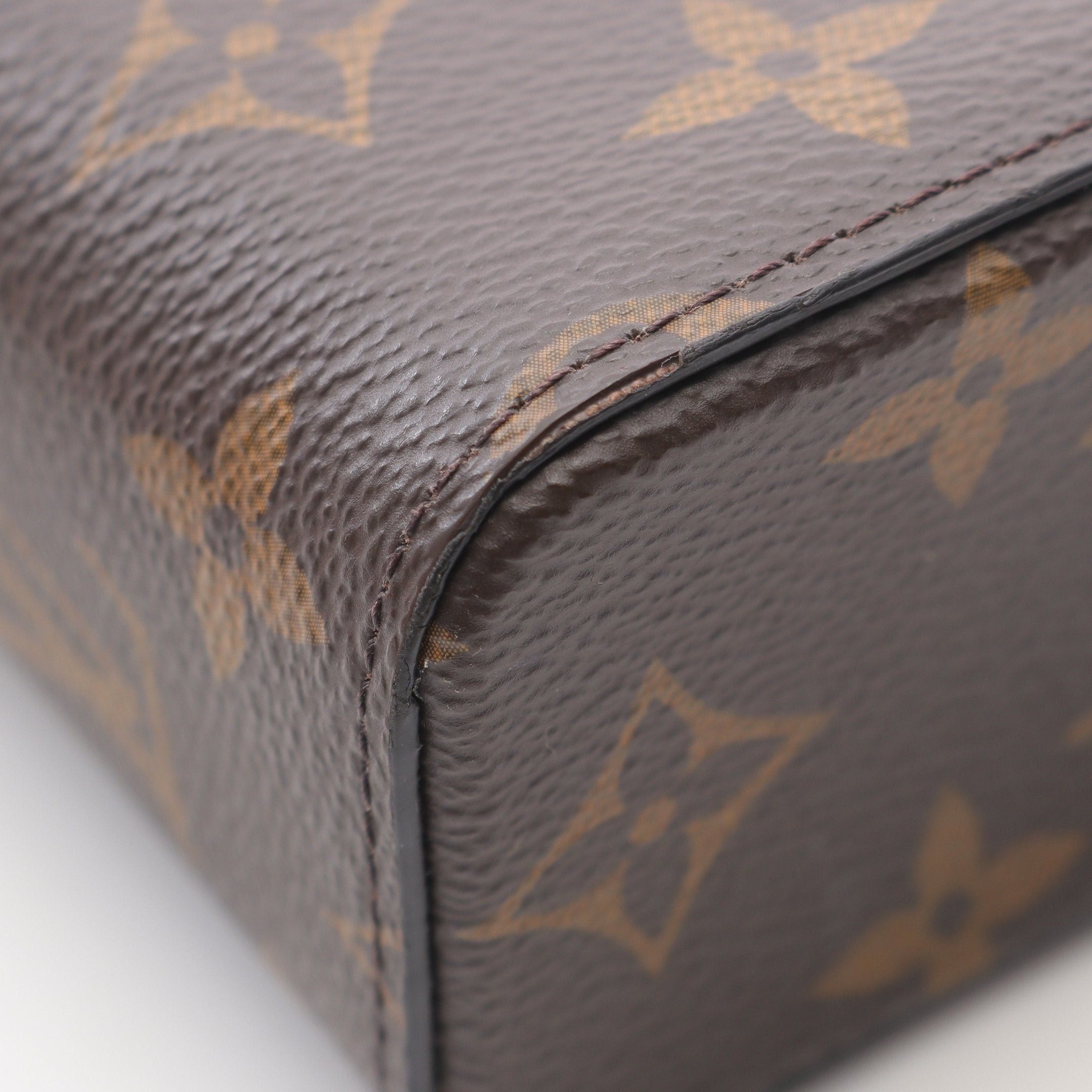 Louis Vuitton Louis Vuitton Phone Box Monogram Shoulder Bag Brown Size ONE SIZE - 9 Thumbnail
