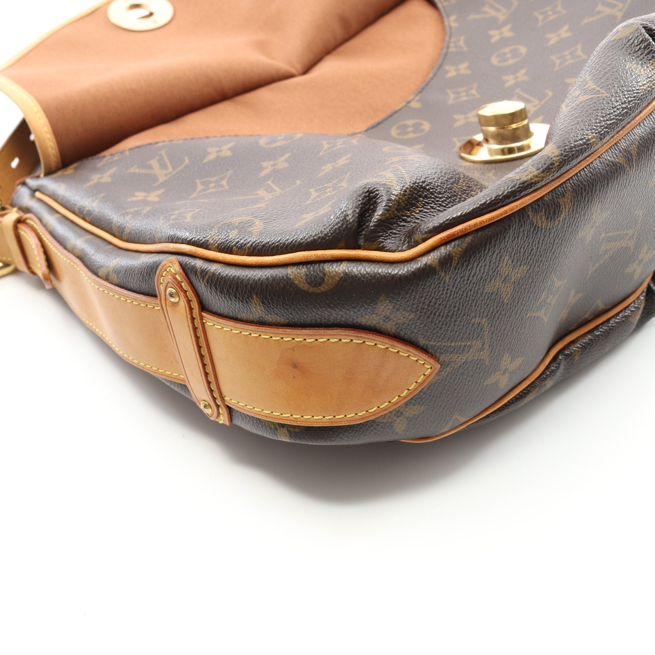 Louis Vuitton Louis Vuitton Tulum Gm Monogram Shoulder Bag Leather Brown Size ONE SIZE - 8 Thumbnail