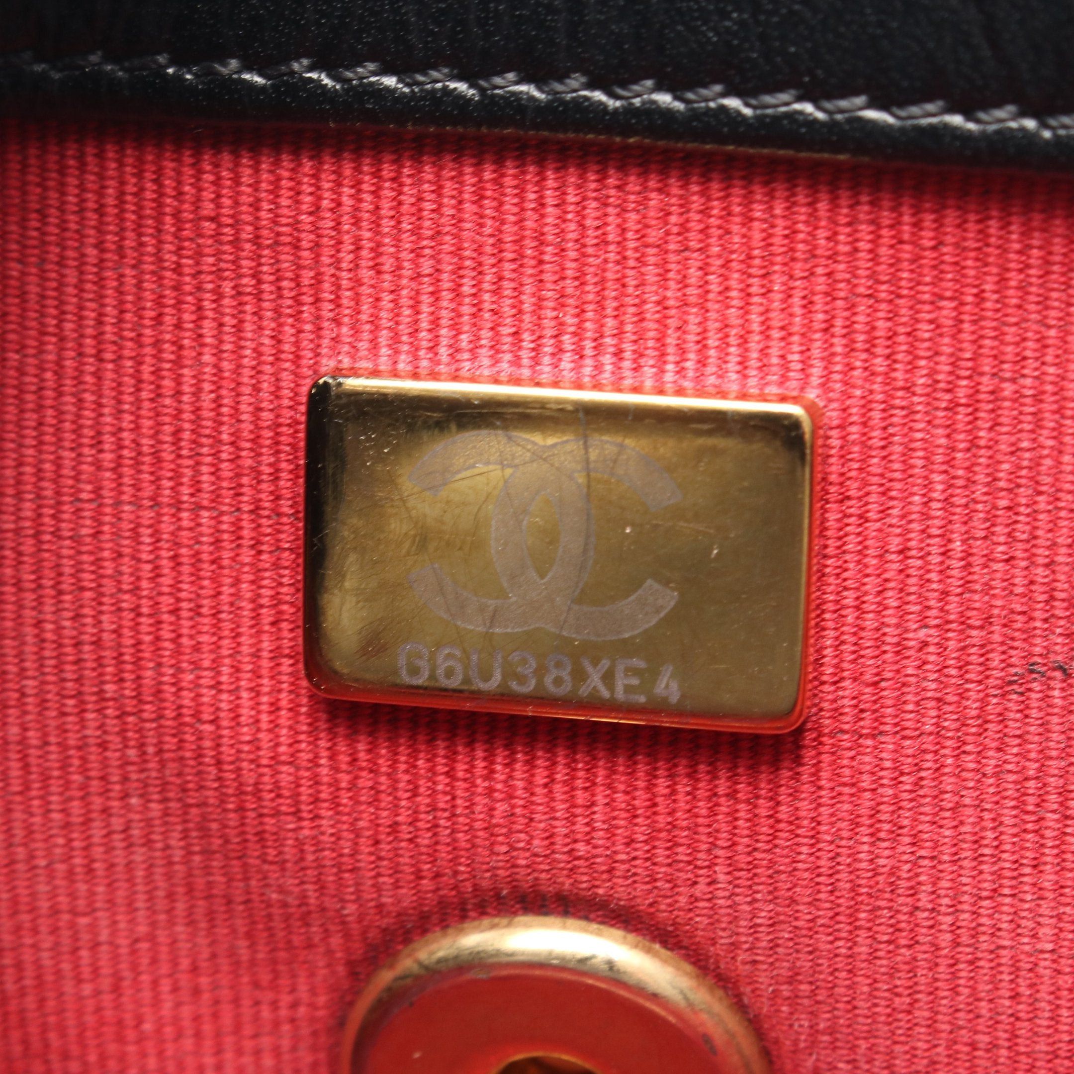Chanel Chanel Matelasse Chain Shoulder Bag Pearl Decoration Leather Black Gold Hardware Size ONE SIZE - 5 Thumbnail