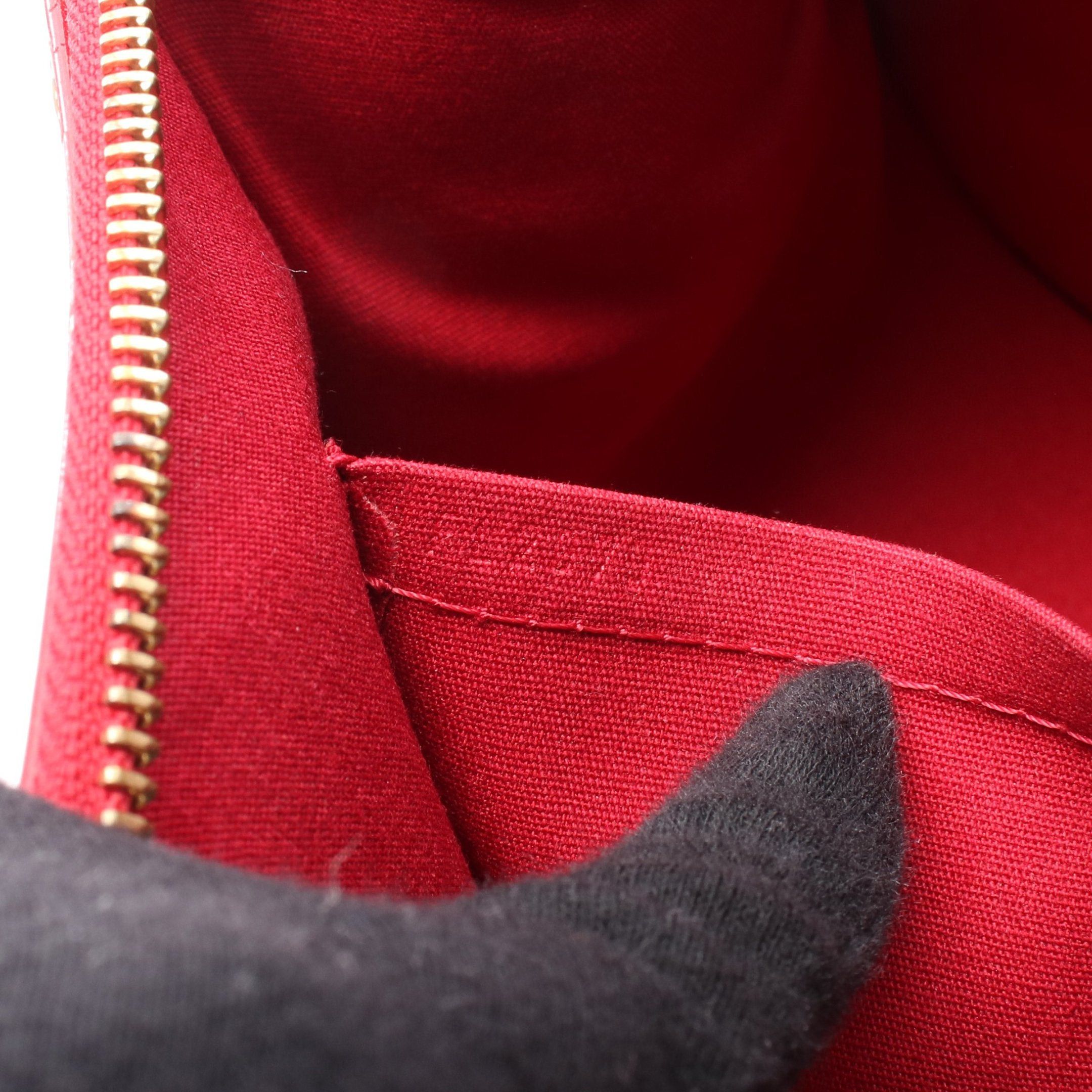 Louis Vuitton Louis Vuitton Rosewood Avenue Monogram Vernis Pomme D'Amour Shoulder Bag Leather Red Size ONE SIZE - 5 Thumbnail