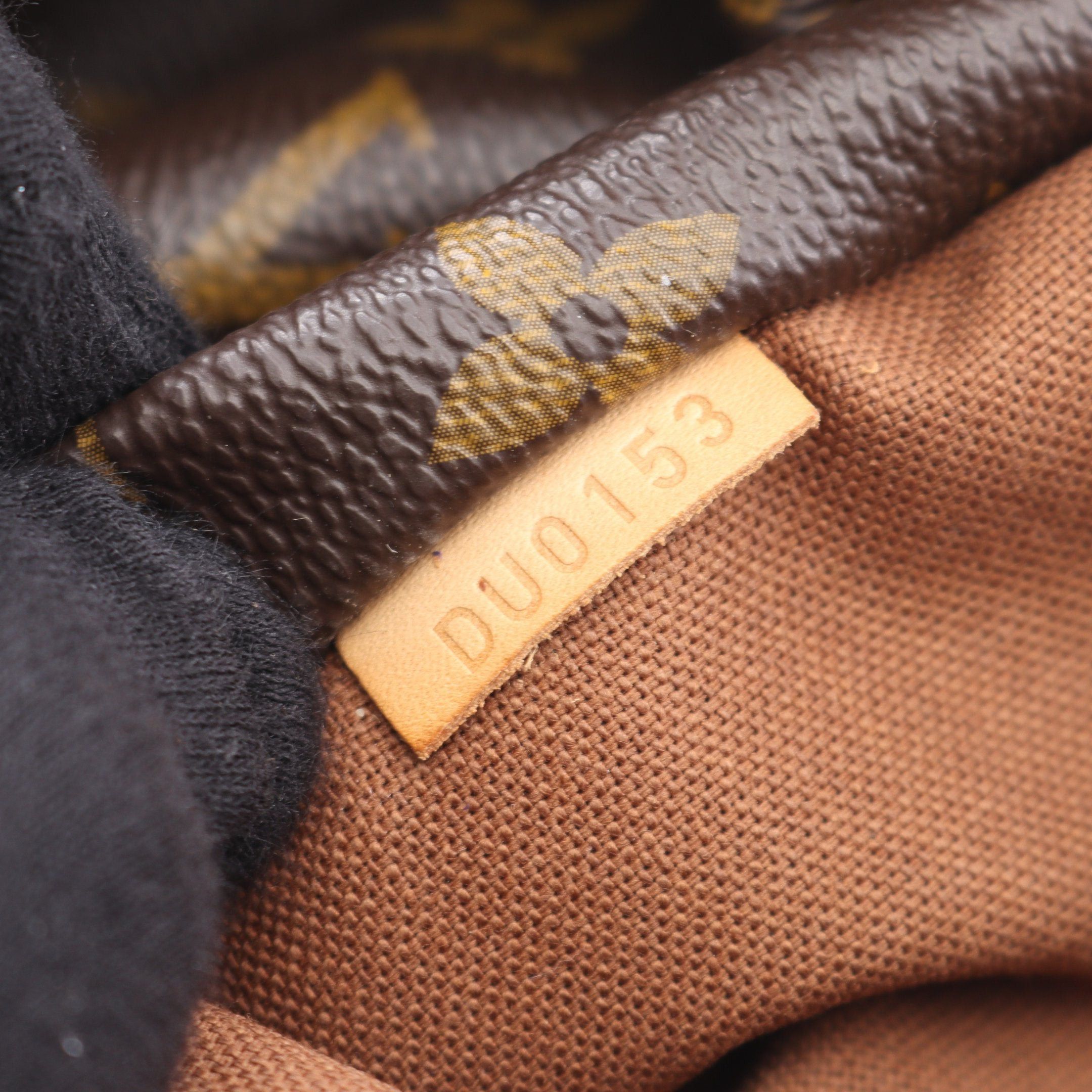 Louis Vuitton Louis Vuitton Totally Mm Monogram Shoulder Bag Tote Leather Brown Size ONE SIZE - 5 Thumbnail