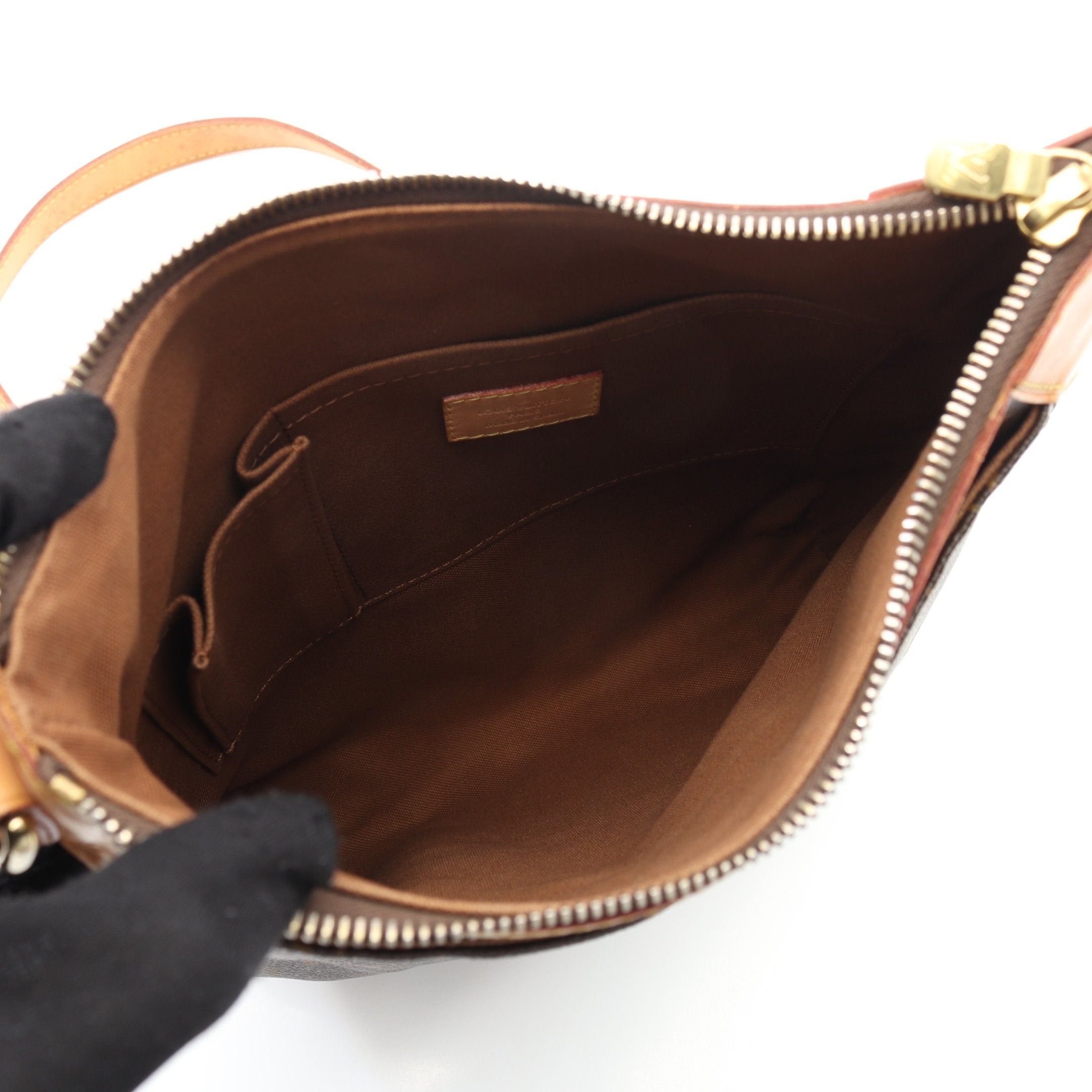 Louis Vuitton Louis Vuitton Odeon Pm Monogram Shoulder Bag Leather Brown Size ONE SIZE - 3 Thumbnail