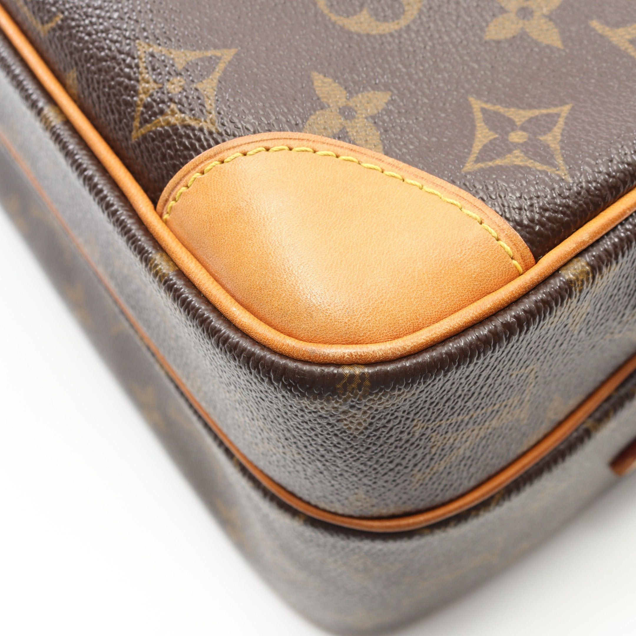 Louis Vuitton Louis Vuitton Nil Monogram Shoulder Bag Leather Brown Size ONE SIZE - 6 Thumbnail
