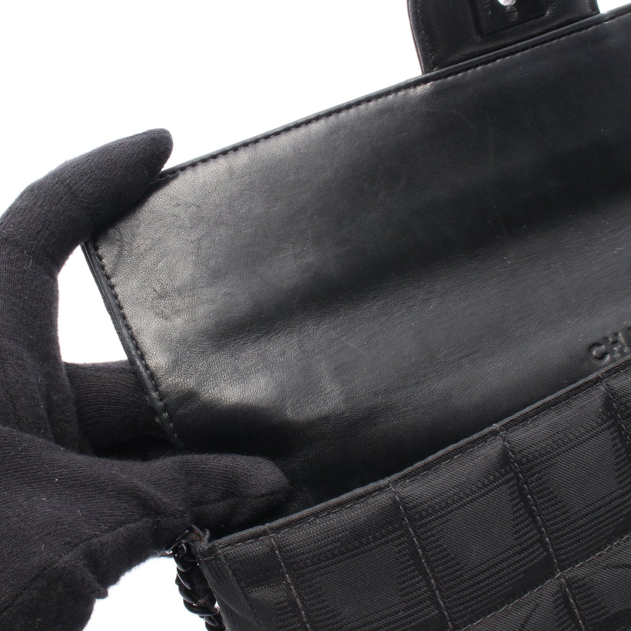 Chanel Chanel New Travel Line Chocolate Bar Chain Shoulder Bag Nylon Canvas Black Hardware Size ONE SIZE - 6 Thumbnail