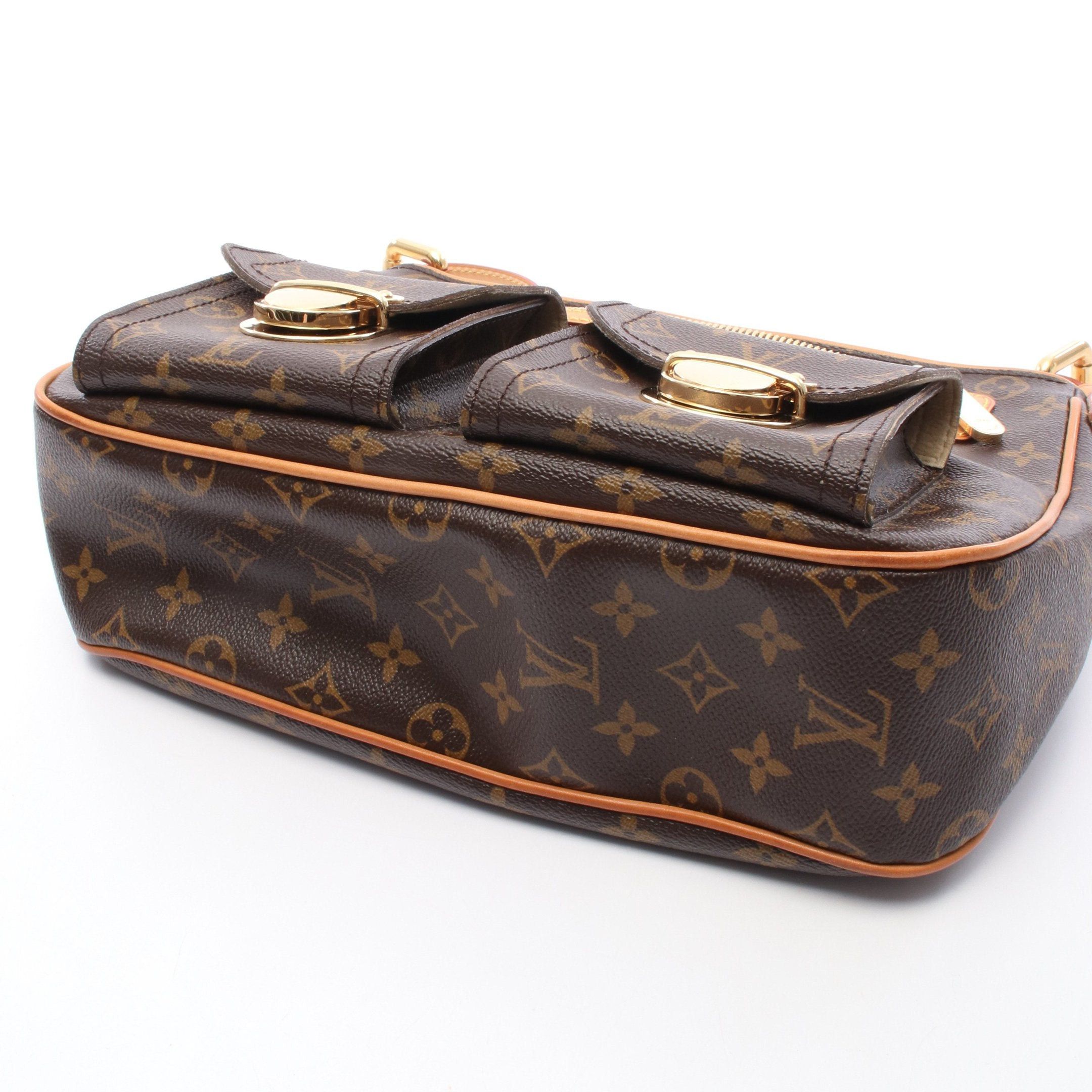 Louis Vuitton Louis Vuitton Hudson Gm Monogram Shoulder Bag Leather Brown Size ONE SIZE - 6 Thumbnail