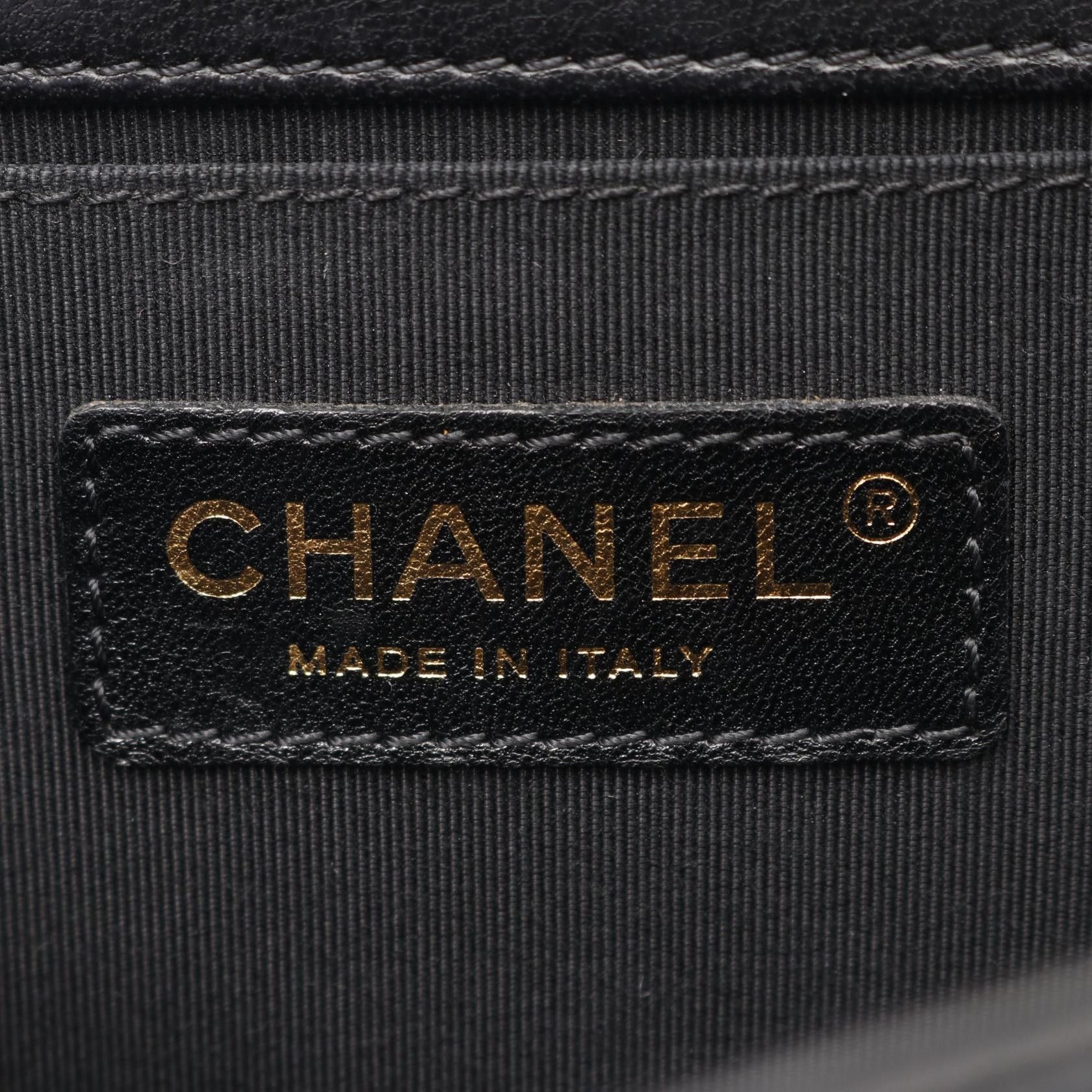 Chanel Chanel Boy Chanel Chain Shoulder Bag Lambskin Black Gold Hardware Size ONE SIZE - 4 Thumbnail