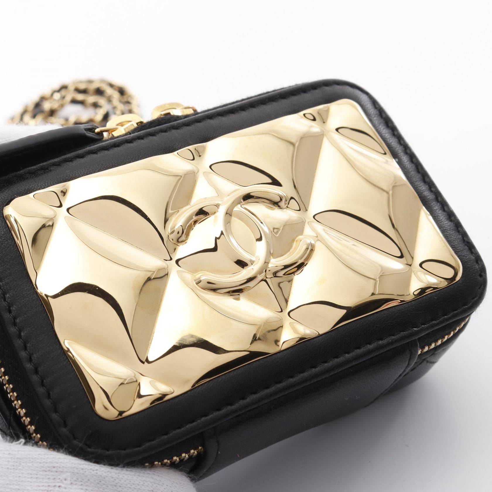 Chanel Chanel Matelasse Vanity Mini Card Case Chain Shoulder Bag Lambskin Black Gold Hardware Size ONE SIZE - 6 Thumbnail