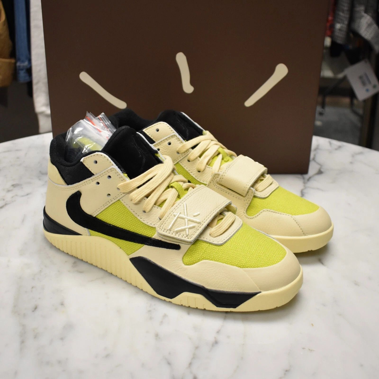 Jordan Brand × Nike × Travis Scott Nike Travis Scott Jordan Jumpman Jack TR Cactus Muslin Size US 10 / EU 43 - 3 Thumbnail