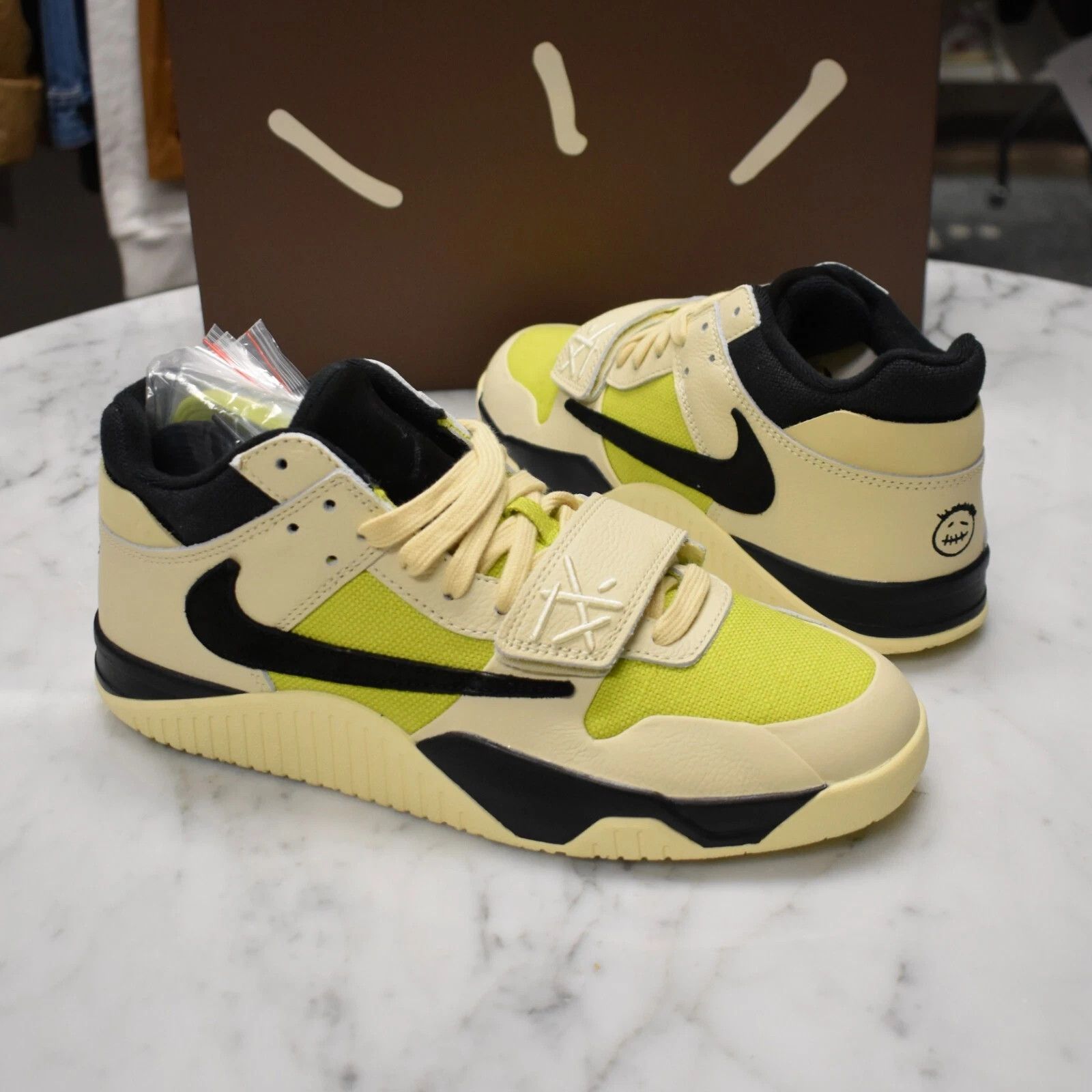 Jordan Brand × Nike × Travis Scott Nike Travis Scott Jordan Jumpman Jack TR Cactus Muslin Size US 10 / EU 43 - 2 Thumbnail