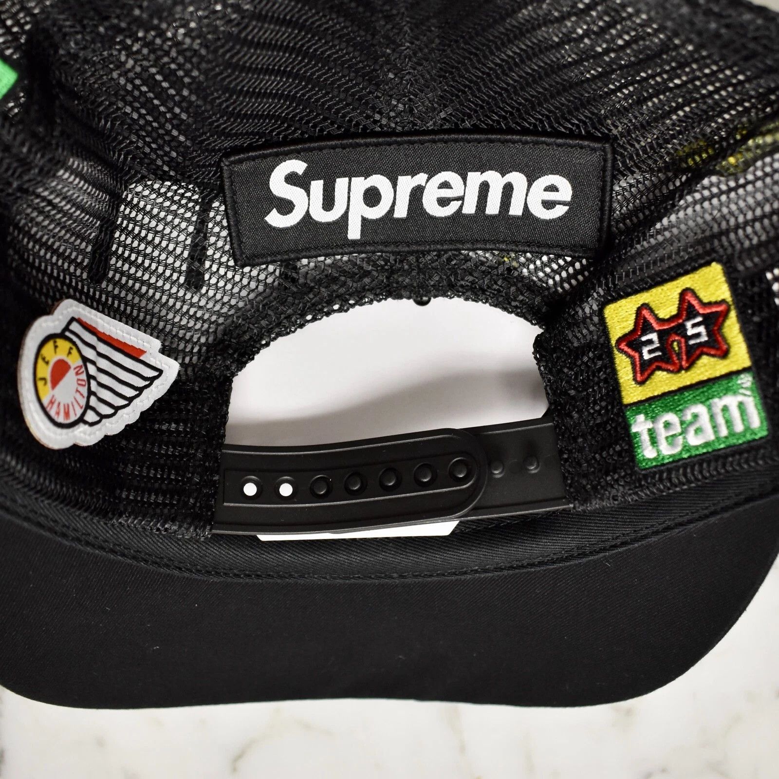 Jeff Hamilton × Supreme Supreme Jeff Hamilton Spongebob Racing Trucker Hat Black Size ONE SIZE - 5 Thumbnail