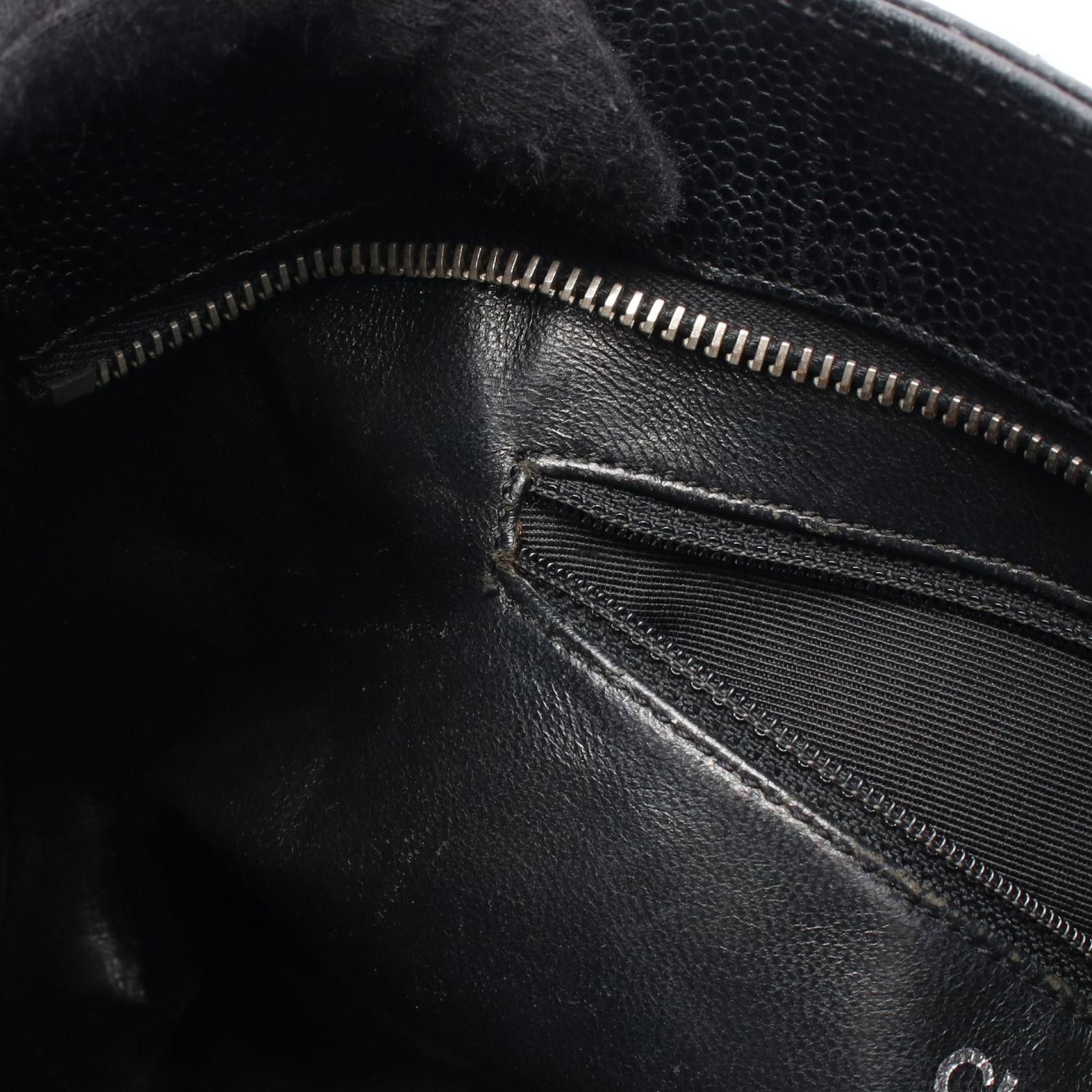 Chanel Chanel Chanel Reissue Tote Calf Tote Bag Leather Tote Bag A01804 Size ONE SIZE - 5 Thumbnail