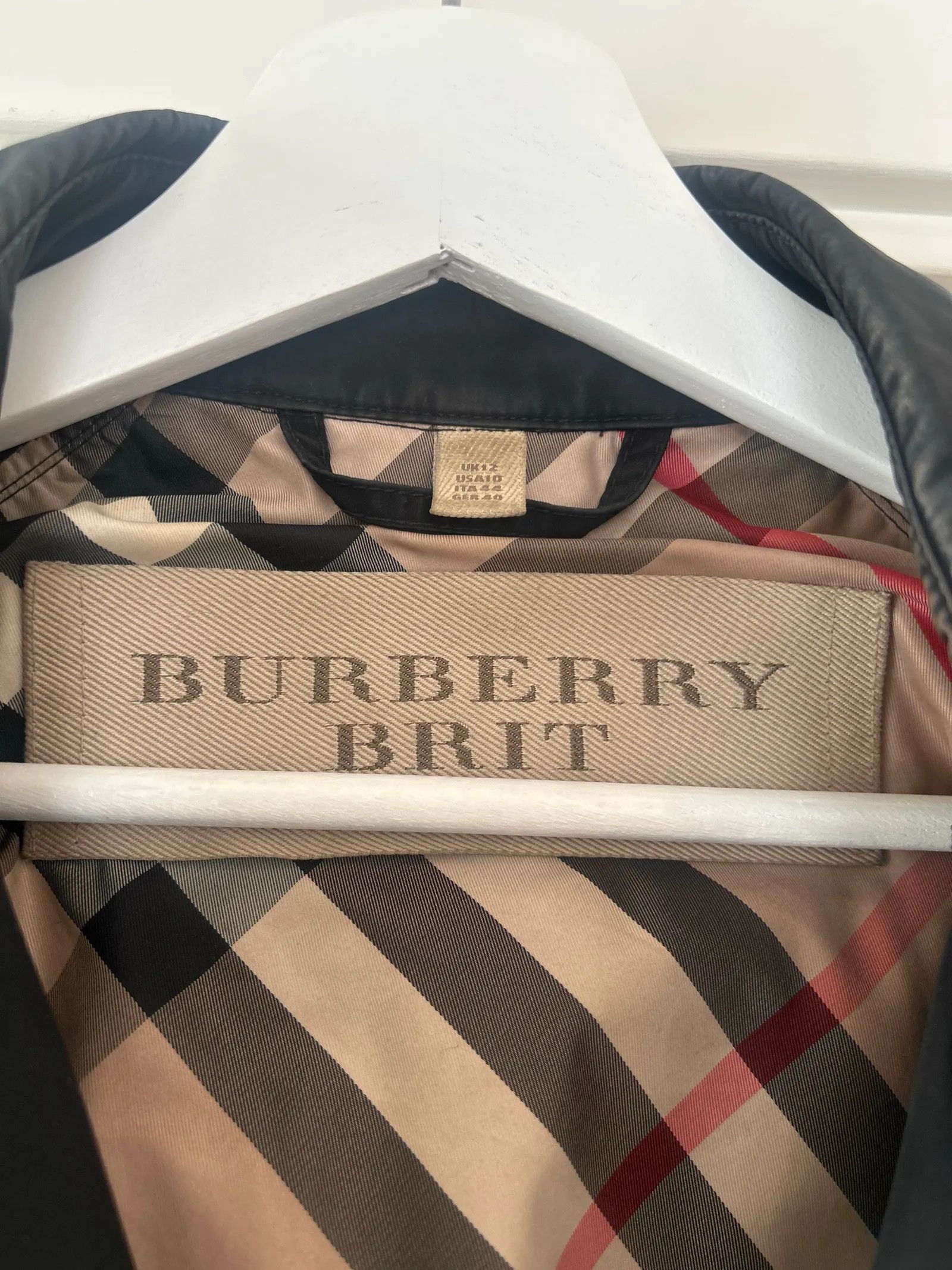 Burberry Burberry Coat Size M / US 6-8 / IT 42-44 - 2 Thumbnail