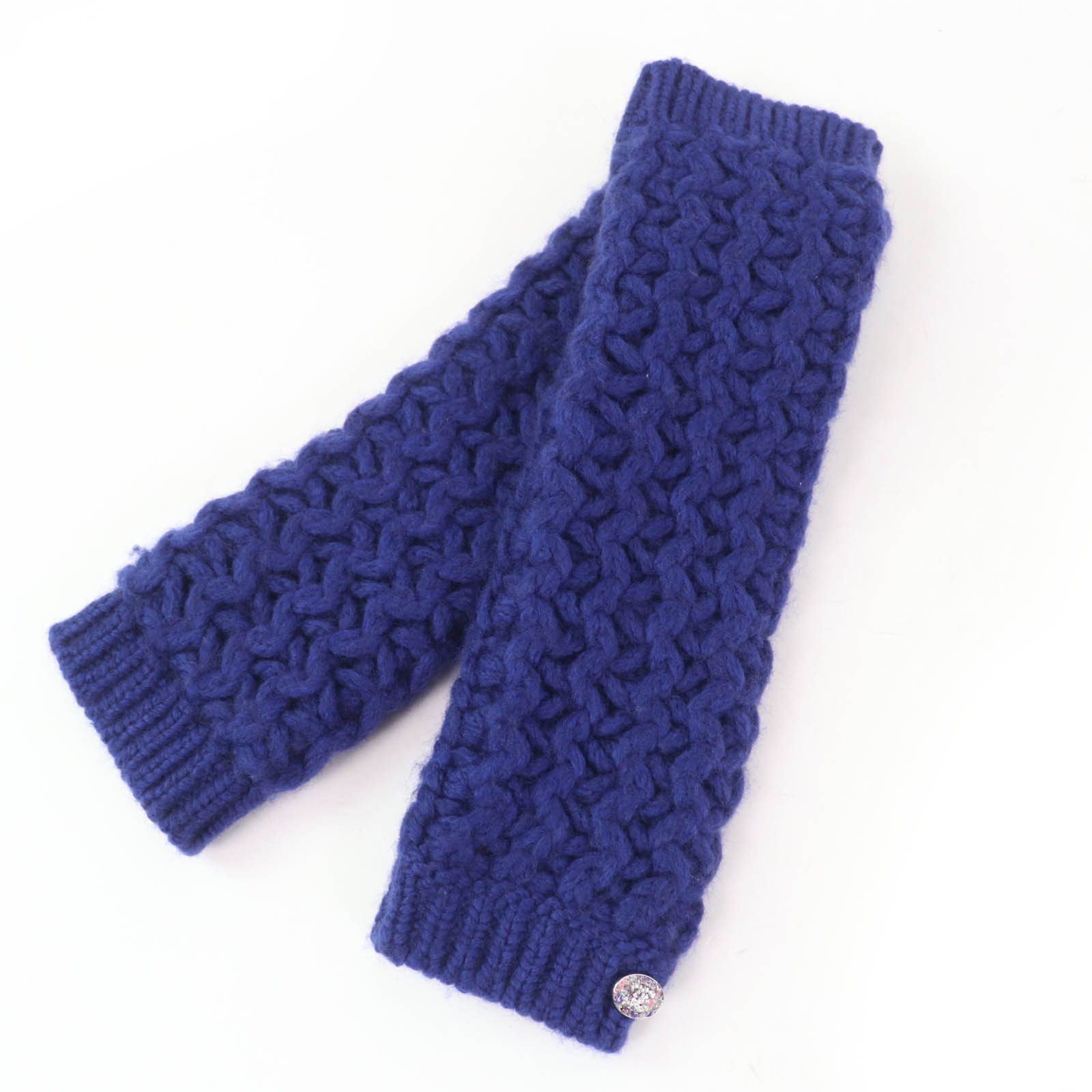 Chanel Chanel Chanel Snood knitted neck warmer and arm warmer Wool 2way accessory Cotton Scarf P72987K10476 DUTY FREE for USA Size ONE SIZE - 3 Thumbnail