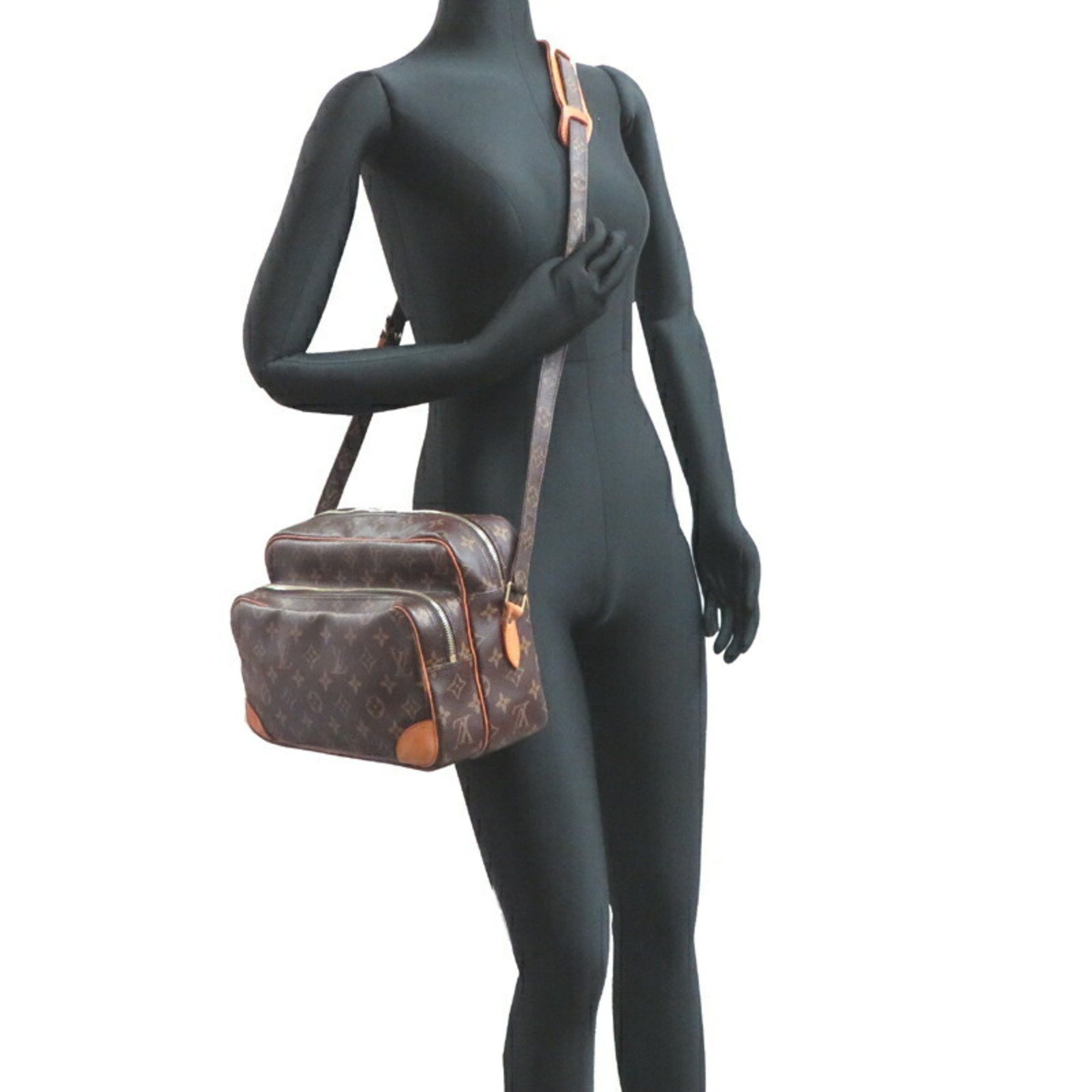 Louis Vuitton Louis Vuitton Nile shoulder Size ONE SIZE - 10 Thumbnail