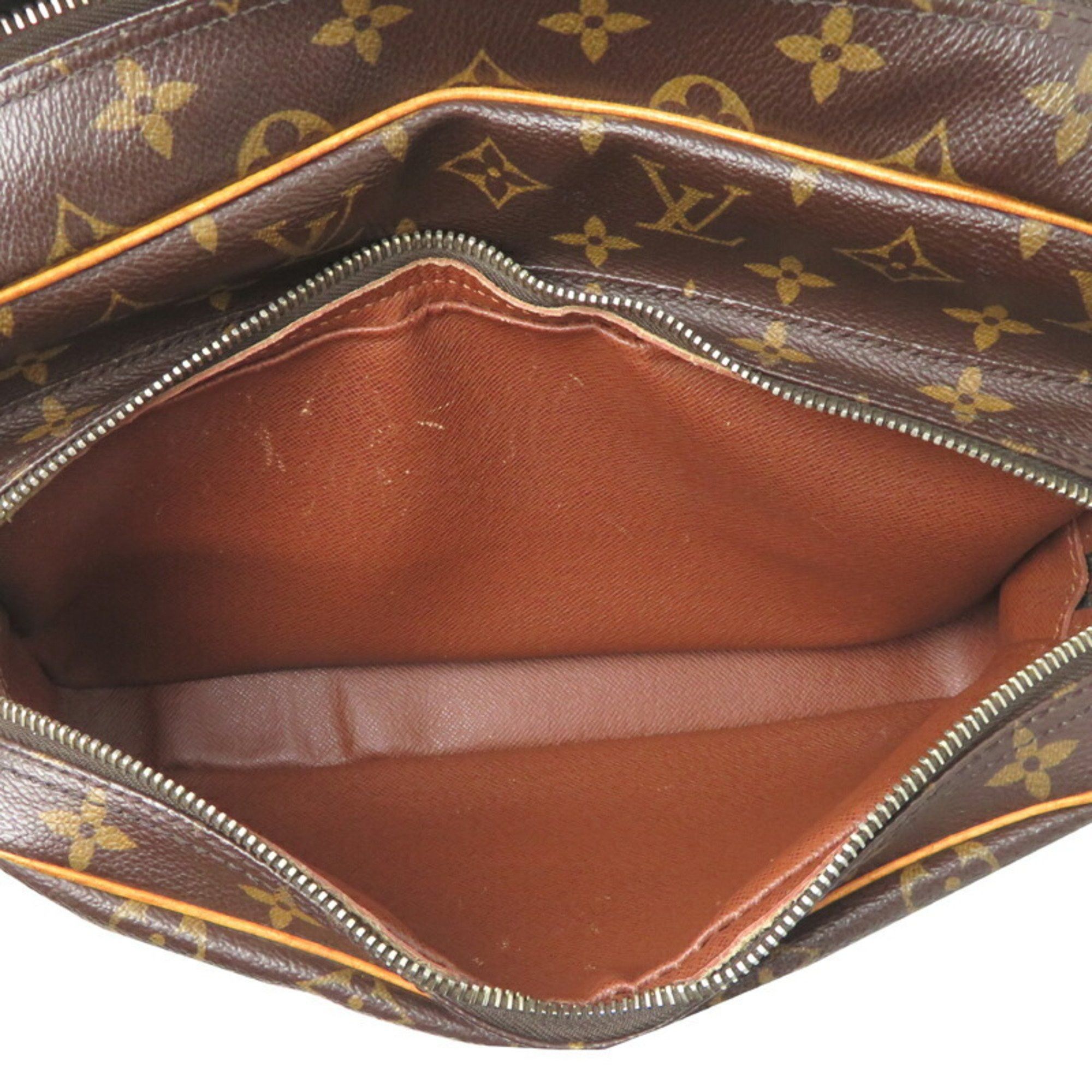 Louis Vuitton Louis Vuitton Nile shoulder Size ONE SIZE - 7 Thumbnail
