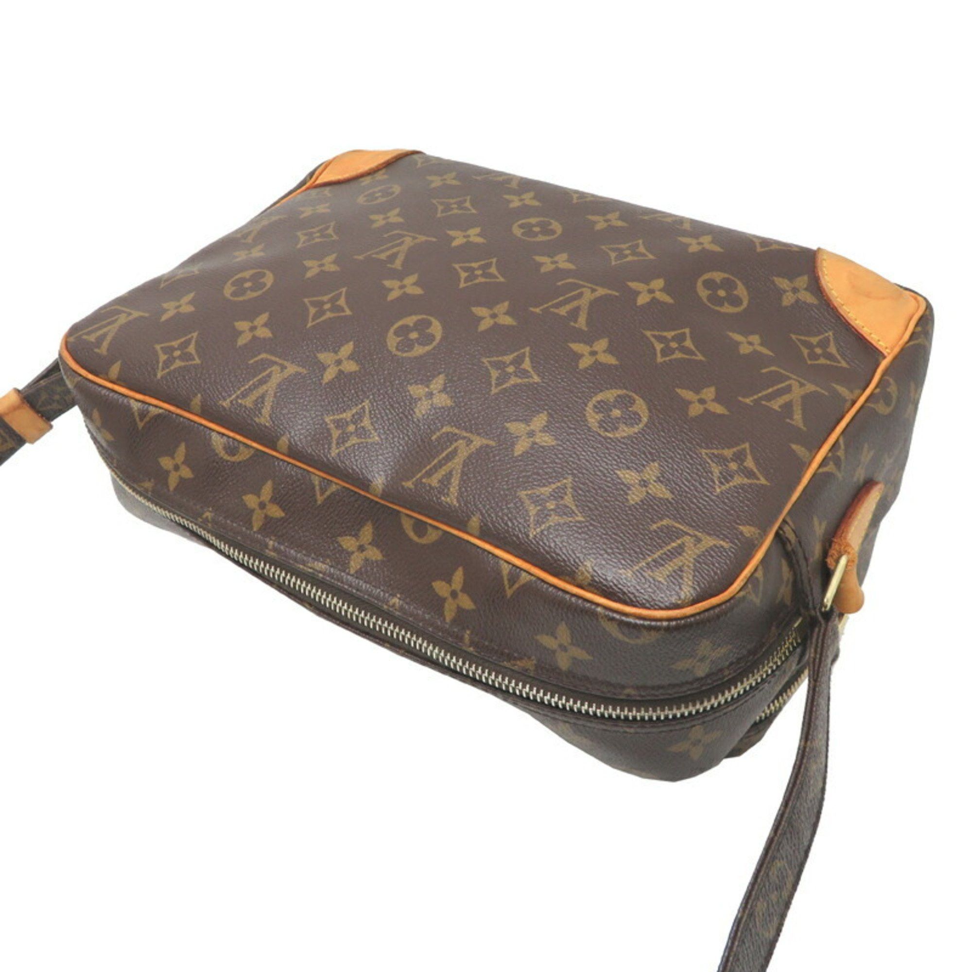 Louis Vuitton Louis Vuitton Nile shoulder Size ONE SIZE - 4 Thumbnail