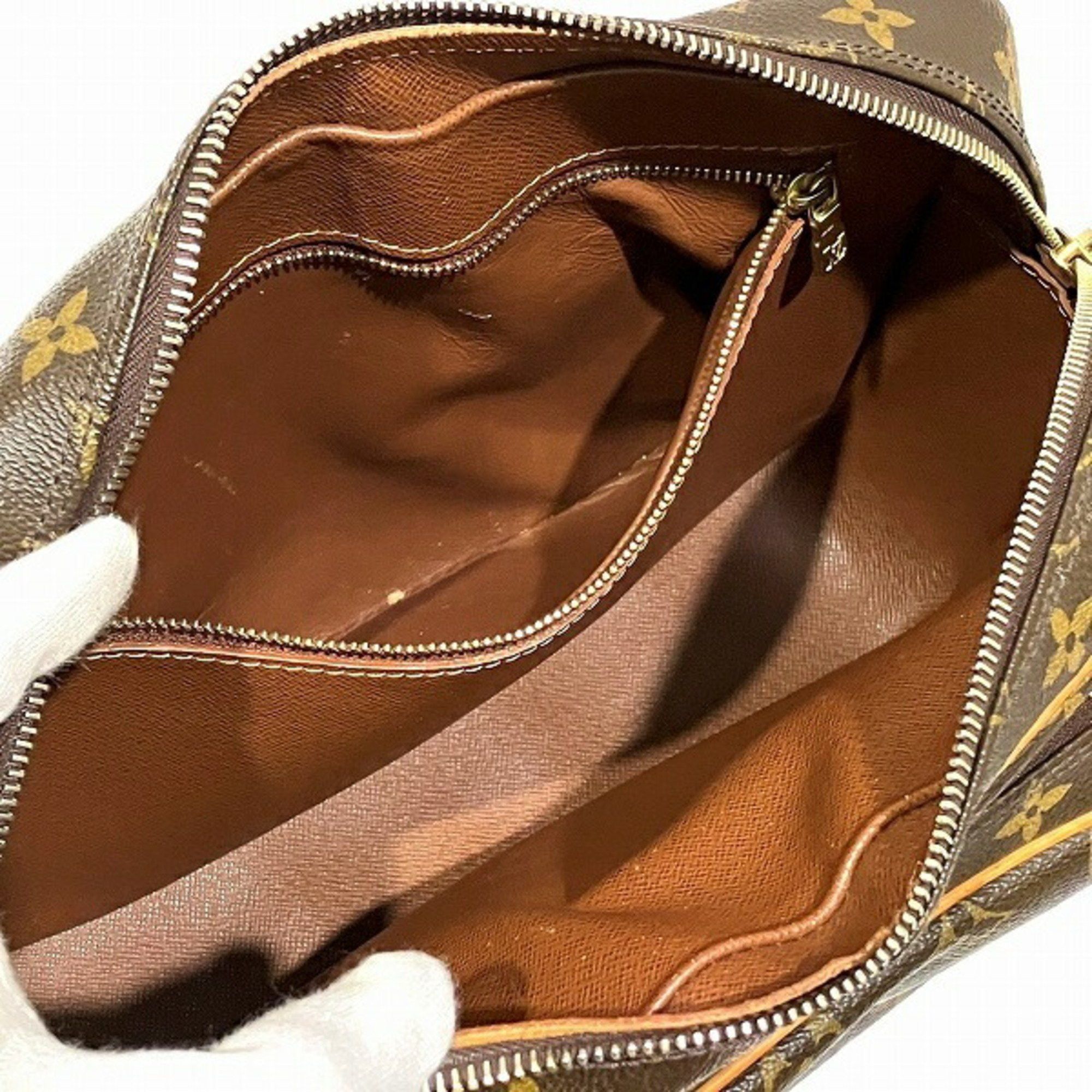 Louis Vuitton Louis Vuitton Nile shoulder Size ONE SIZE - 8 Thumbnail