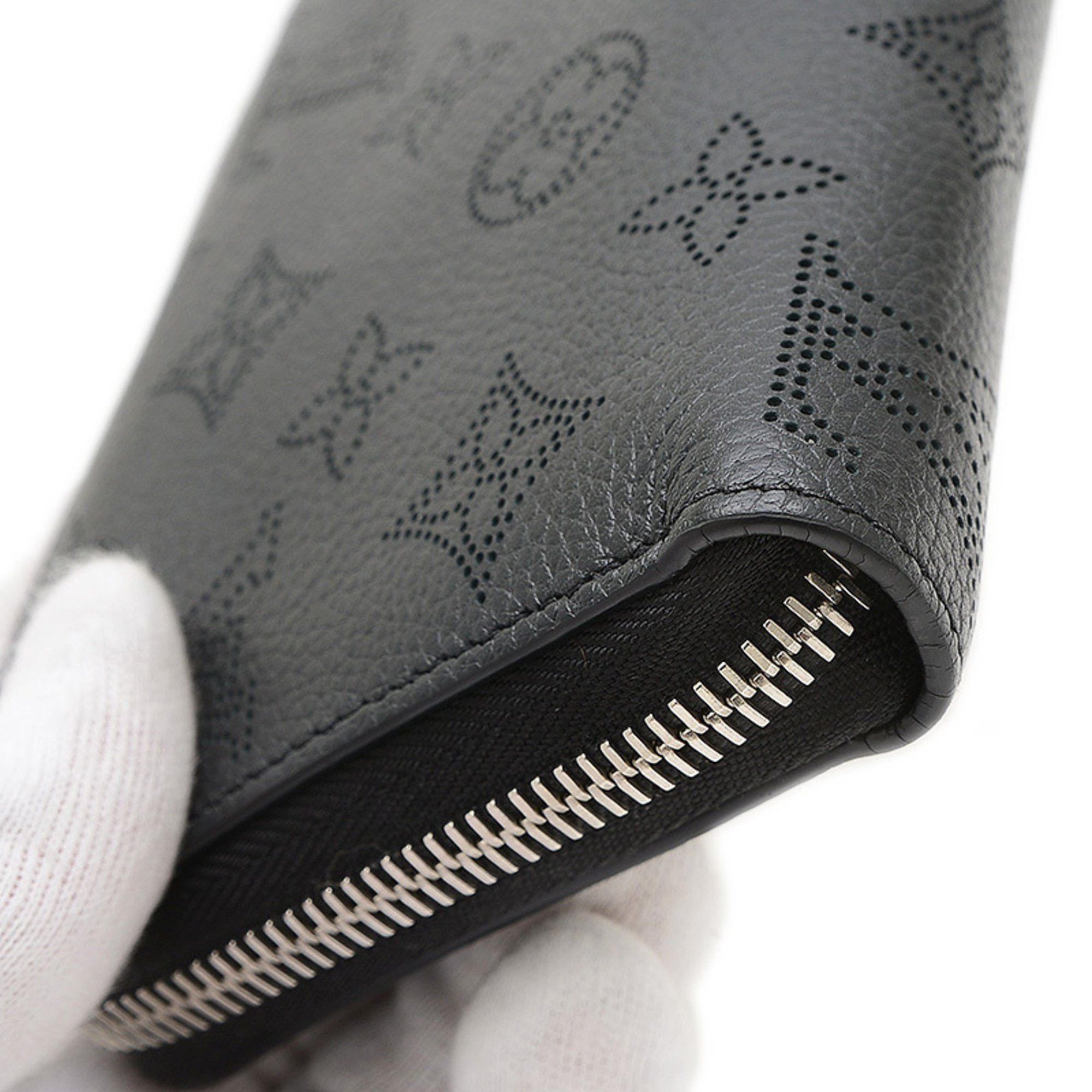 Louis Vuitton Louis Vuitton Mahina wallet Size ONE SIZE - 4 Thumbnail