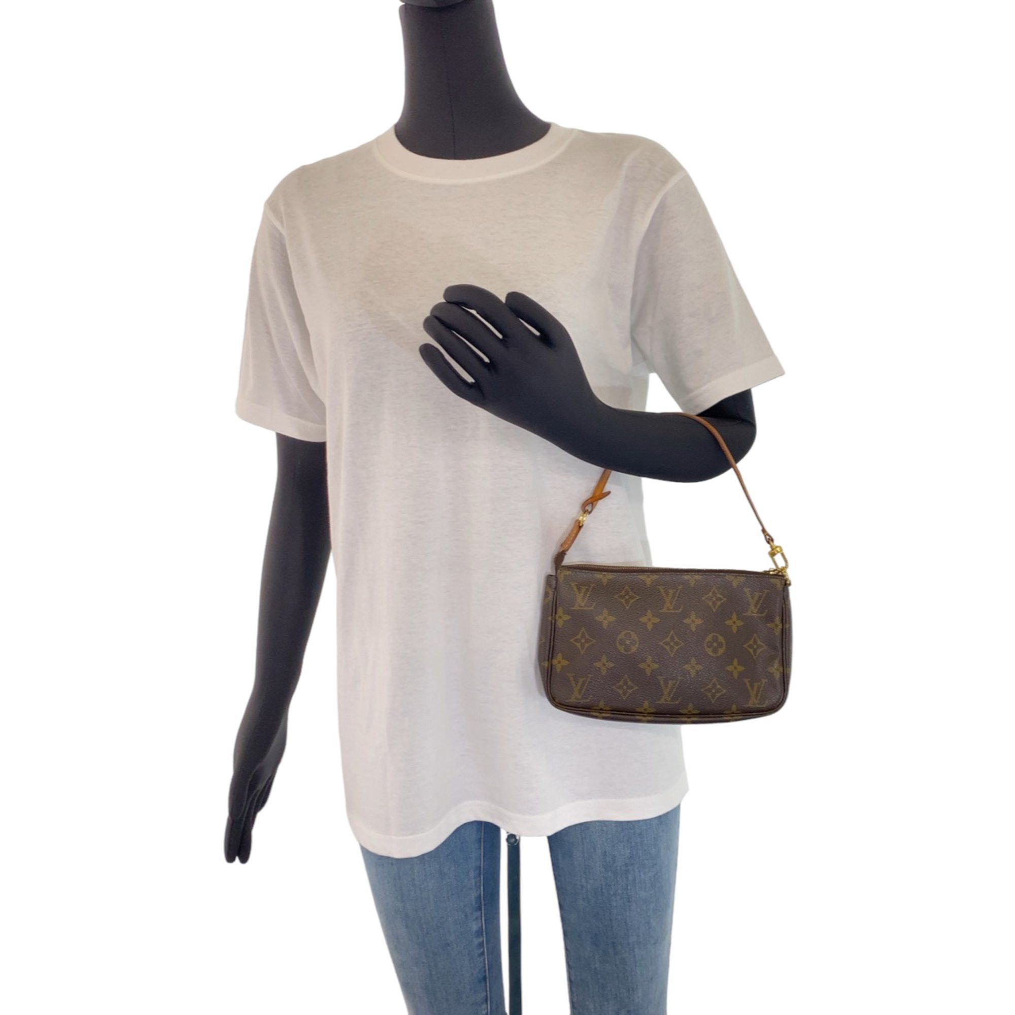 Louis Vuitton Louis Vuitton Pochette Accessoire clutch Size ONE SIZE - 7 Thumbnail