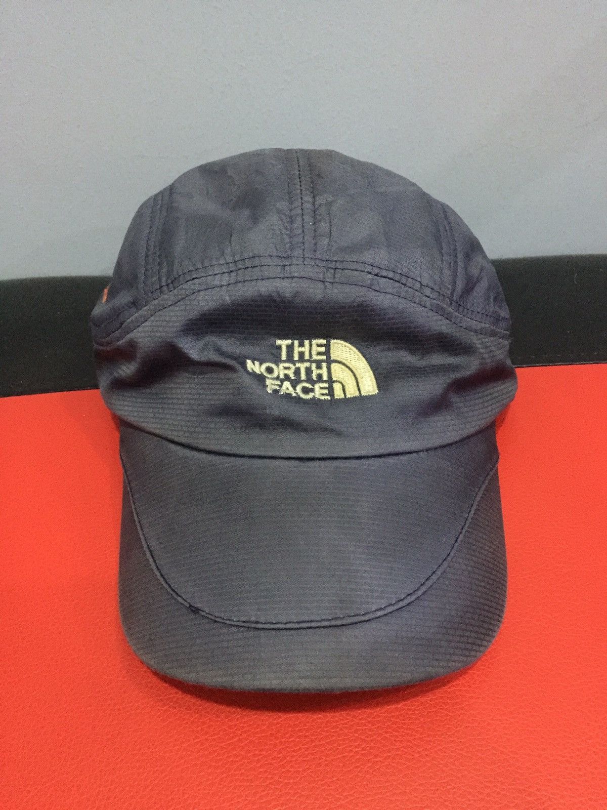 The North Face The North Face 5 Panel Flight Series Summit Series Size ONE SIZE - 2 Thumbnail