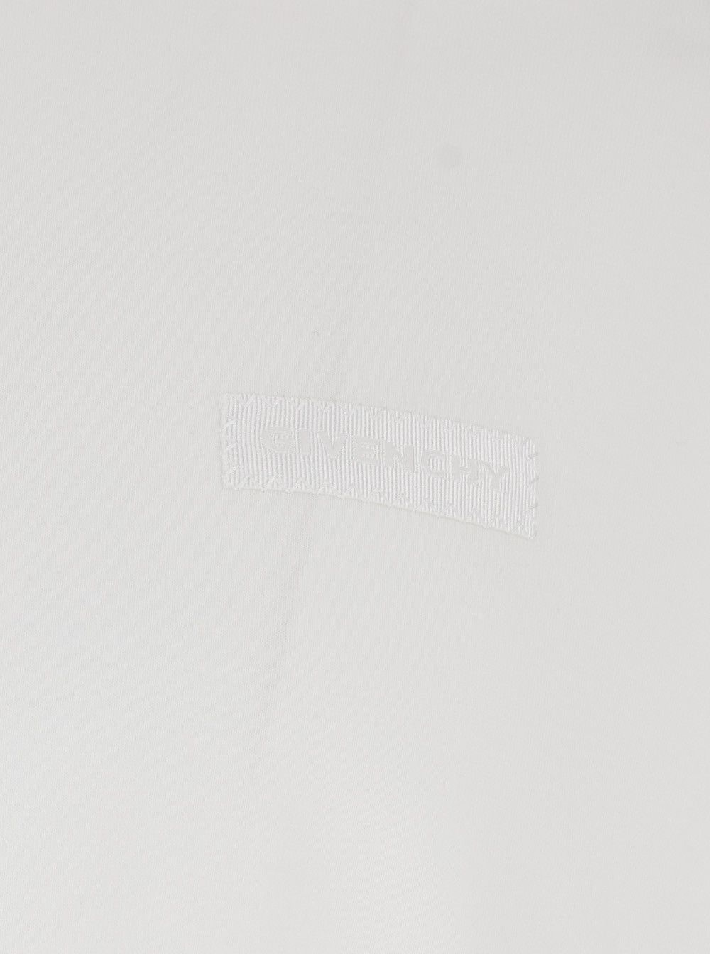 Givenchy White Crew Neck T-Shirt with Logo Patch on the Front in Cotton for Men Size US S / EU 44-46 / 1 - 3 Thumbnail