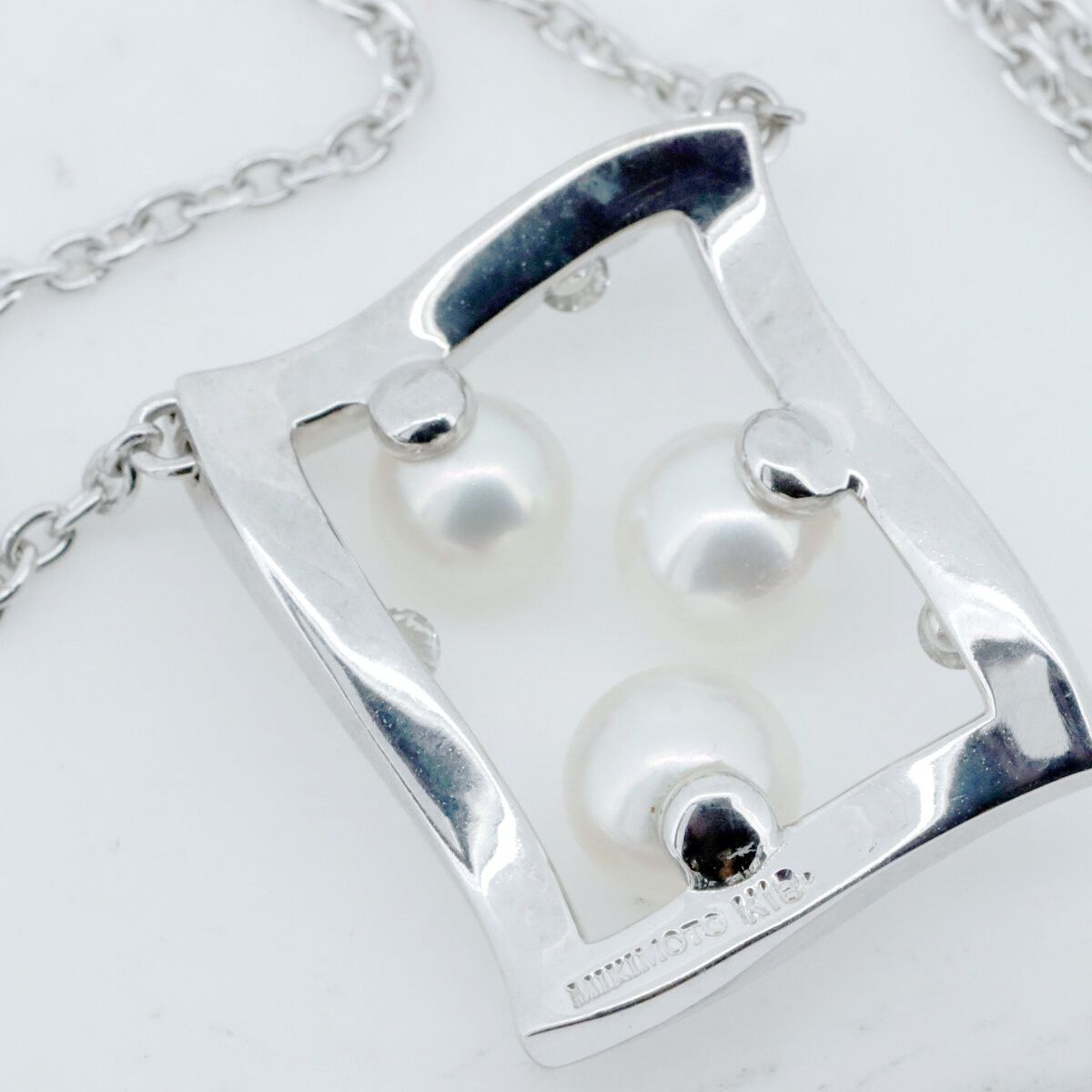 Mikimoto Mikimoto Mikimoto K18WG Pearl Diamond Necklace Calfskin Necklace DUTY FREE for USA Size ONE SIZE - 4 Thumbnail