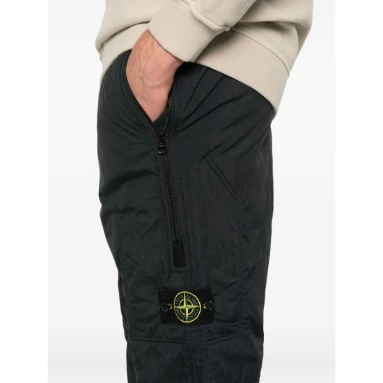 Stone Island STONE ISLAND Men Straight Pants 153100007 S0182 V0029 BLACK Size US 34 / EU 50 - 3 Thumbnail