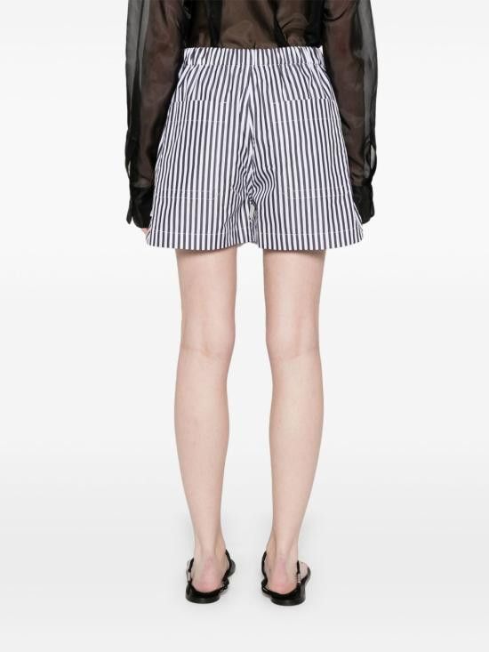 Sportmax SPORTMAX Women Shorts & Burmudas 12141042600 003 Black Size 27" / US 4 / IT 40 - 2 Thumbnail