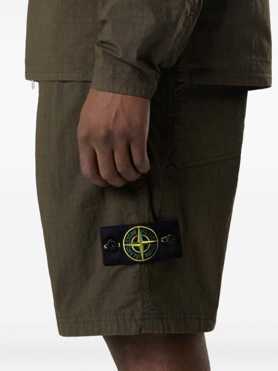 Stone Island STONE ISLAND Men Shorts L100008S0063 V0054 Green Size US 33 - 2 Thumbnail