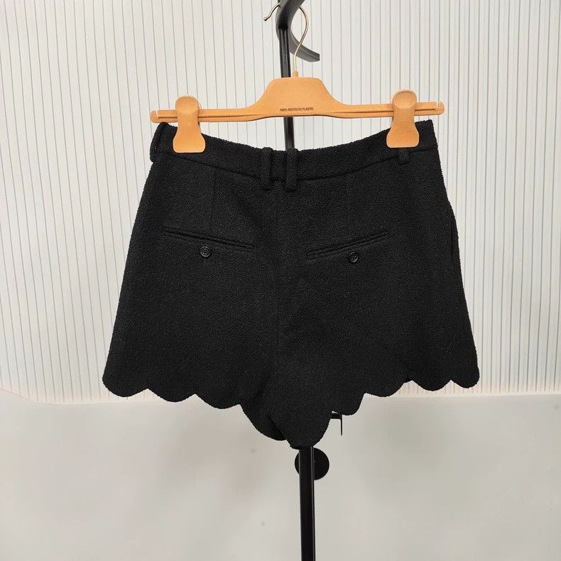 Saint Laurent Paris Black Wool Blend Scalloped Hem Shorts Size US 26 / EU 42 - 2 Thumbnail
