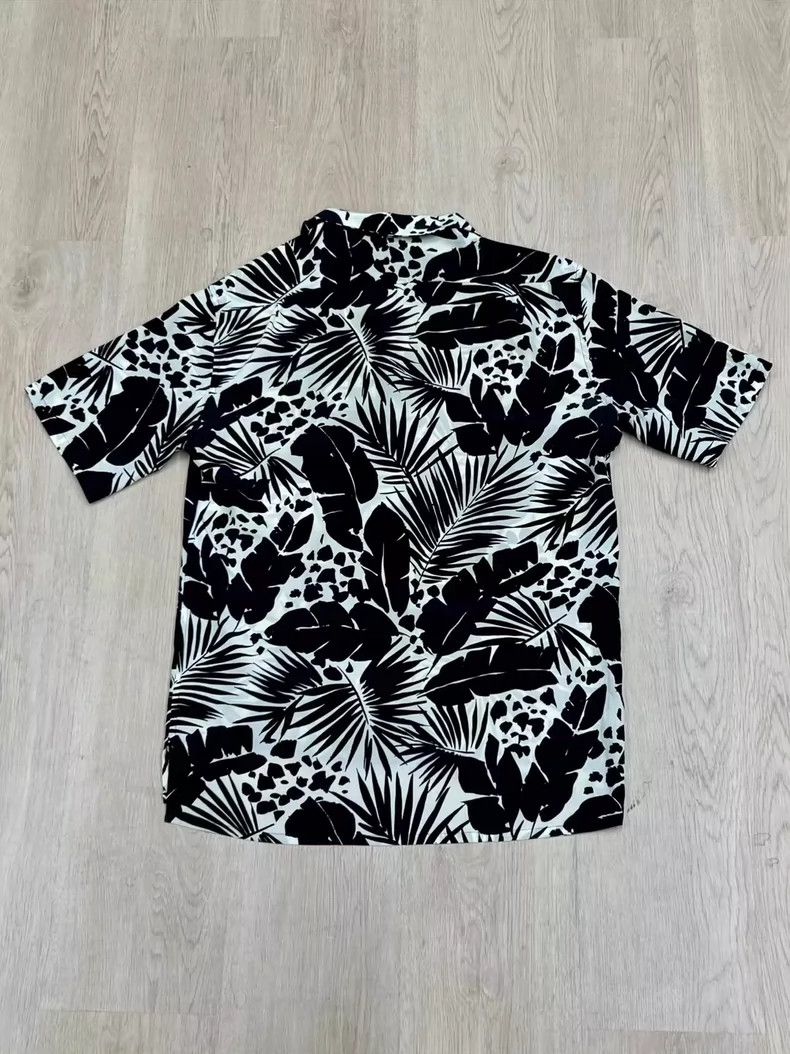 Saint Laurent Paris Saint Laurent Silk Shirt with Floral Print Size US M / EU 48-50 / 2 - 6 Thumbnail