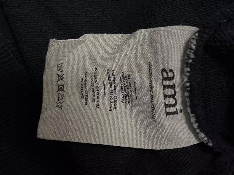 AMI Ami Paris Dark Blue Sweatshirt with Heart Logo Size US S / EU 44-46 / 1 - 6 Thumbnail