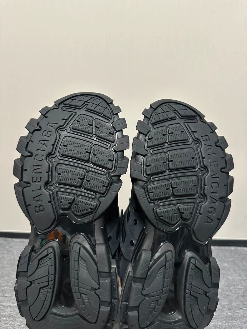 Balenciaga Balenciaga Track Shoes with Complete Accessories Set Size US 9 / EU 42 - 6 Thumbnail