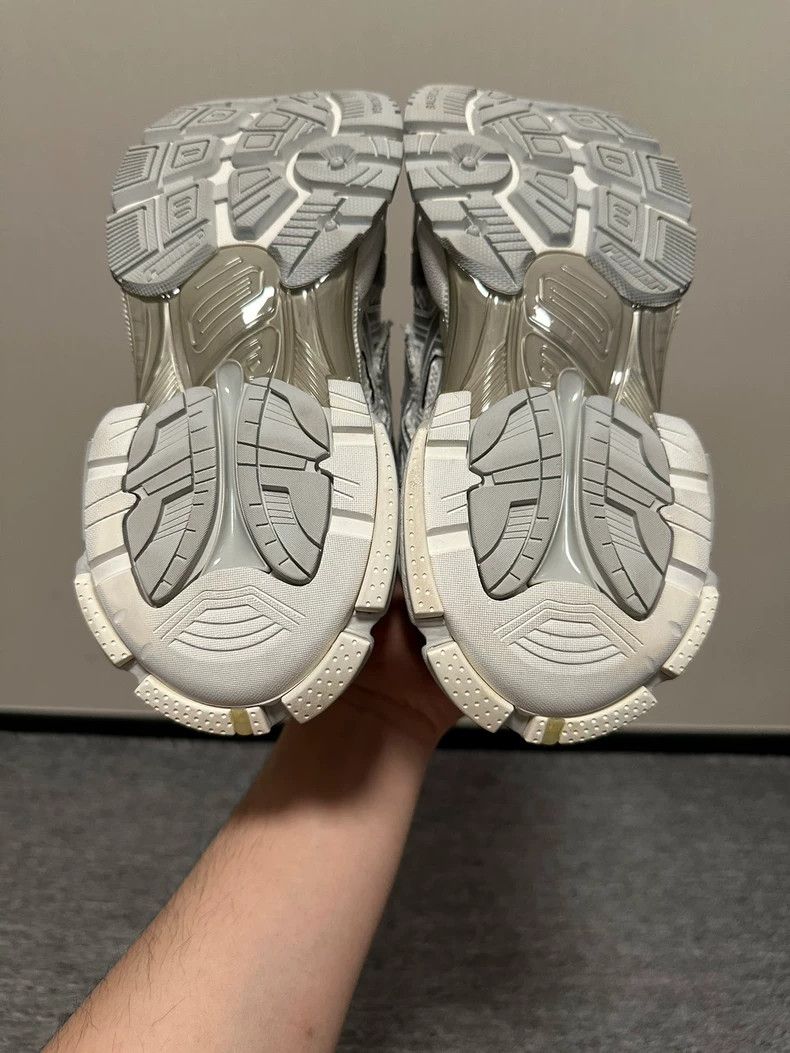 Balenciaga Balenciaga Runner Sneakers Gray Size 36 Size US 5.5 / EU 38 - 7 Thumbnail
