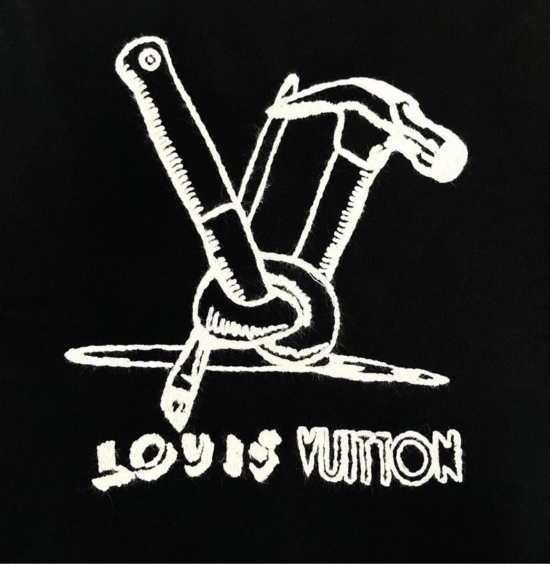 Louis Vuitton Louis Vuitton Black Embroidered Logo Sweatshirt Size US S / EU 44-46 / 1 - 4 Thumbnail