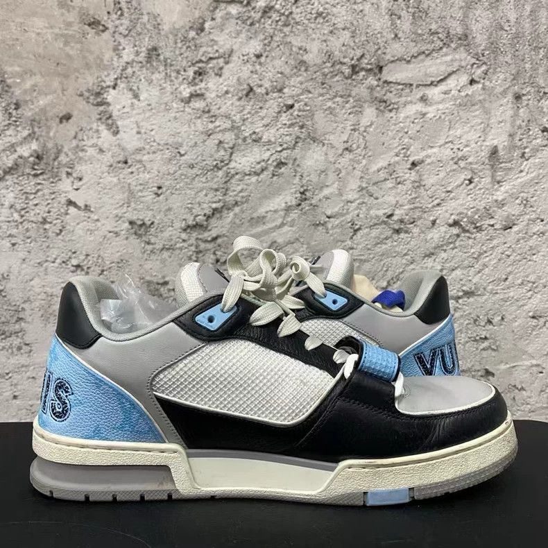Louis Vuitton Louis Vuitton Black and Blue Trainer Sneakers Size US 8 / EU 41 - 4 Thumbnail
