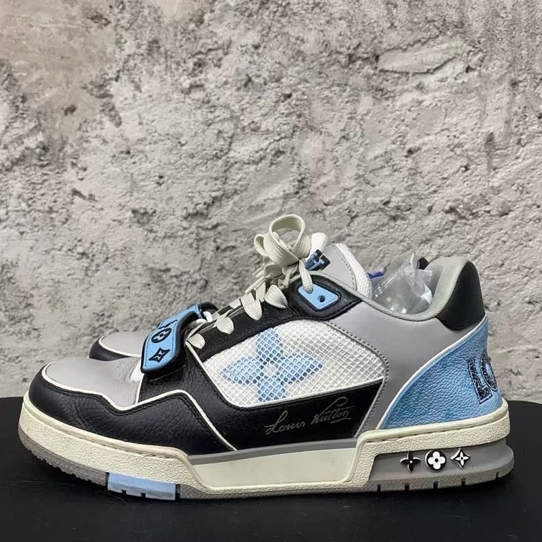Louis Vuitton Louis Vuitton Black and Blue Trainer Sneakers Size US 8 / EU 41 - 2 Thumbnail