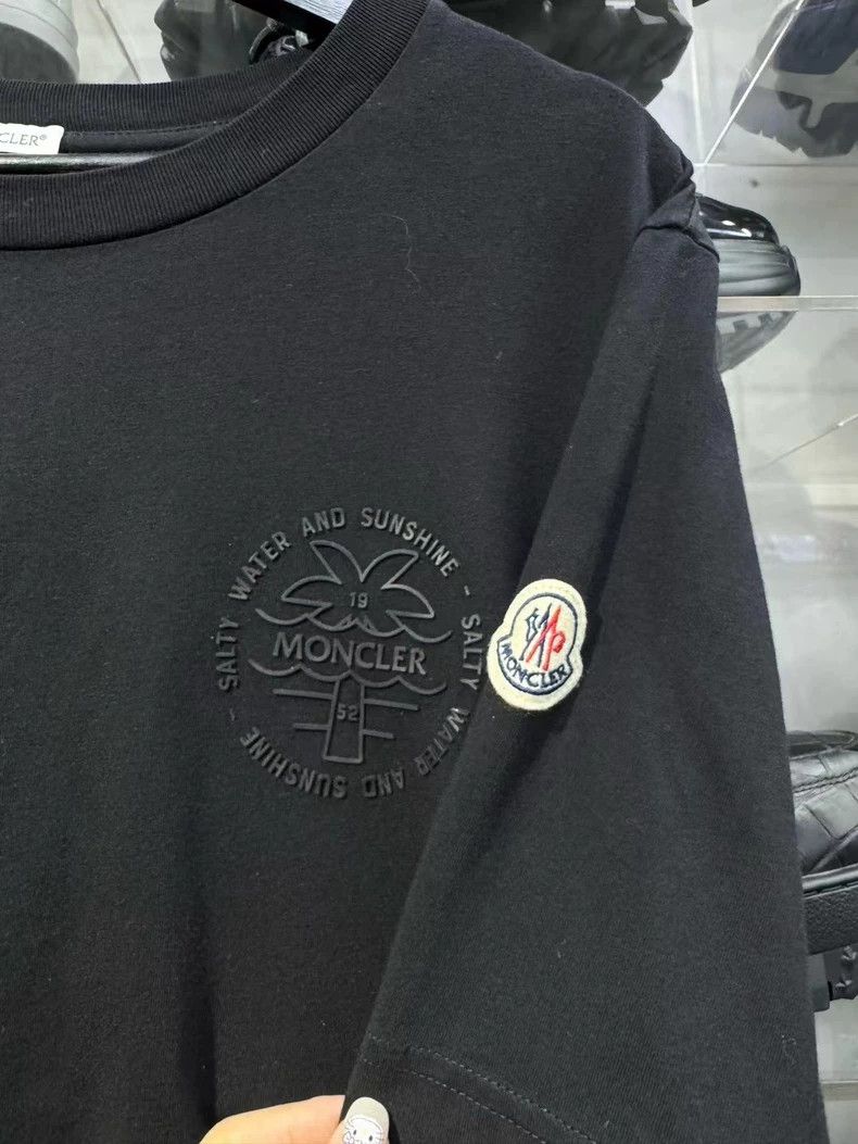 Moncler Moncler Black Graphic Short Sleeve T-Shirt Size US M / EU 48-50 / 2 - 3 Thumbnail