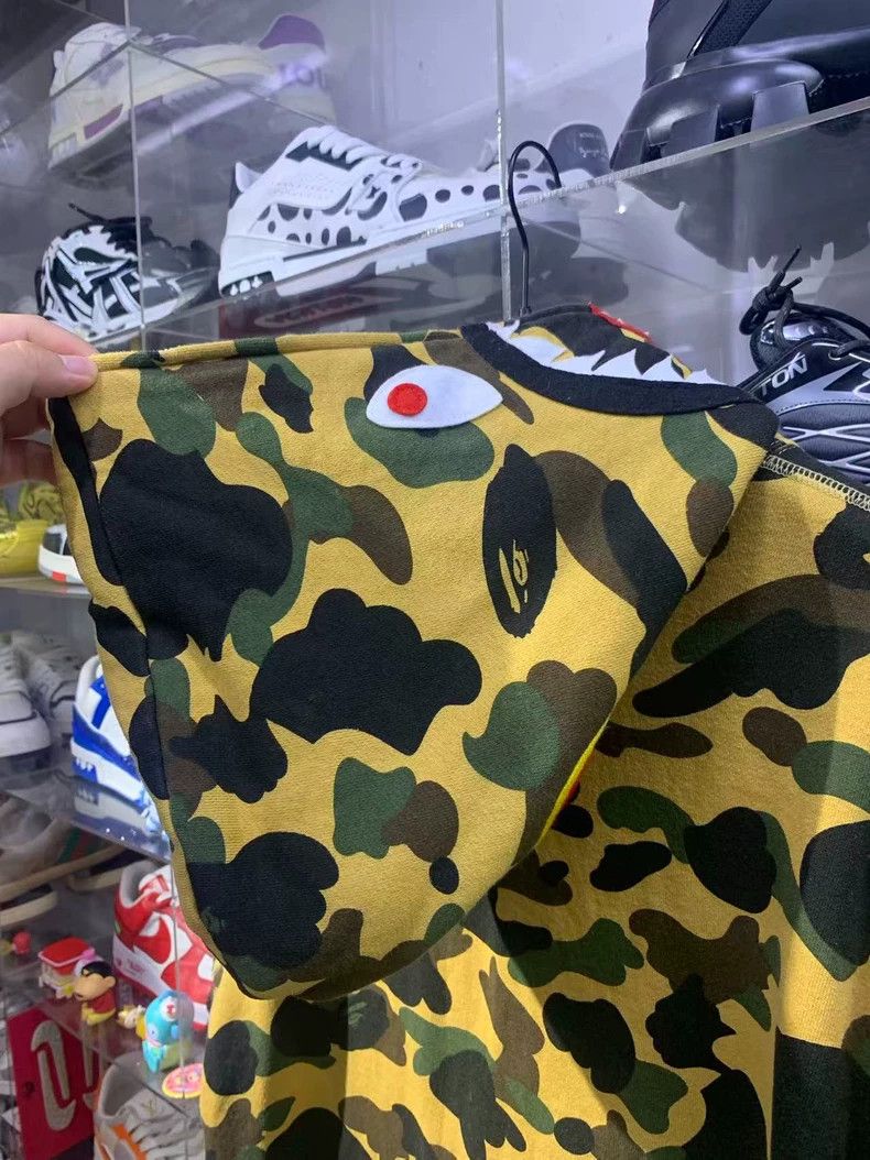 Bape Bape Camouflage Zip-Up Hoodie Size XL Size US XL / EU 56 / 4 - 6 Thumbnail