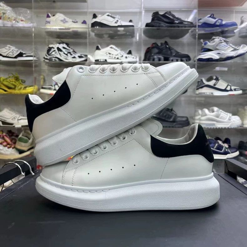 Alexander McQueen Alexander McQueen Leather Casual Sneakers for Men Size US 8 / EU 41 - 3 Thumbnail