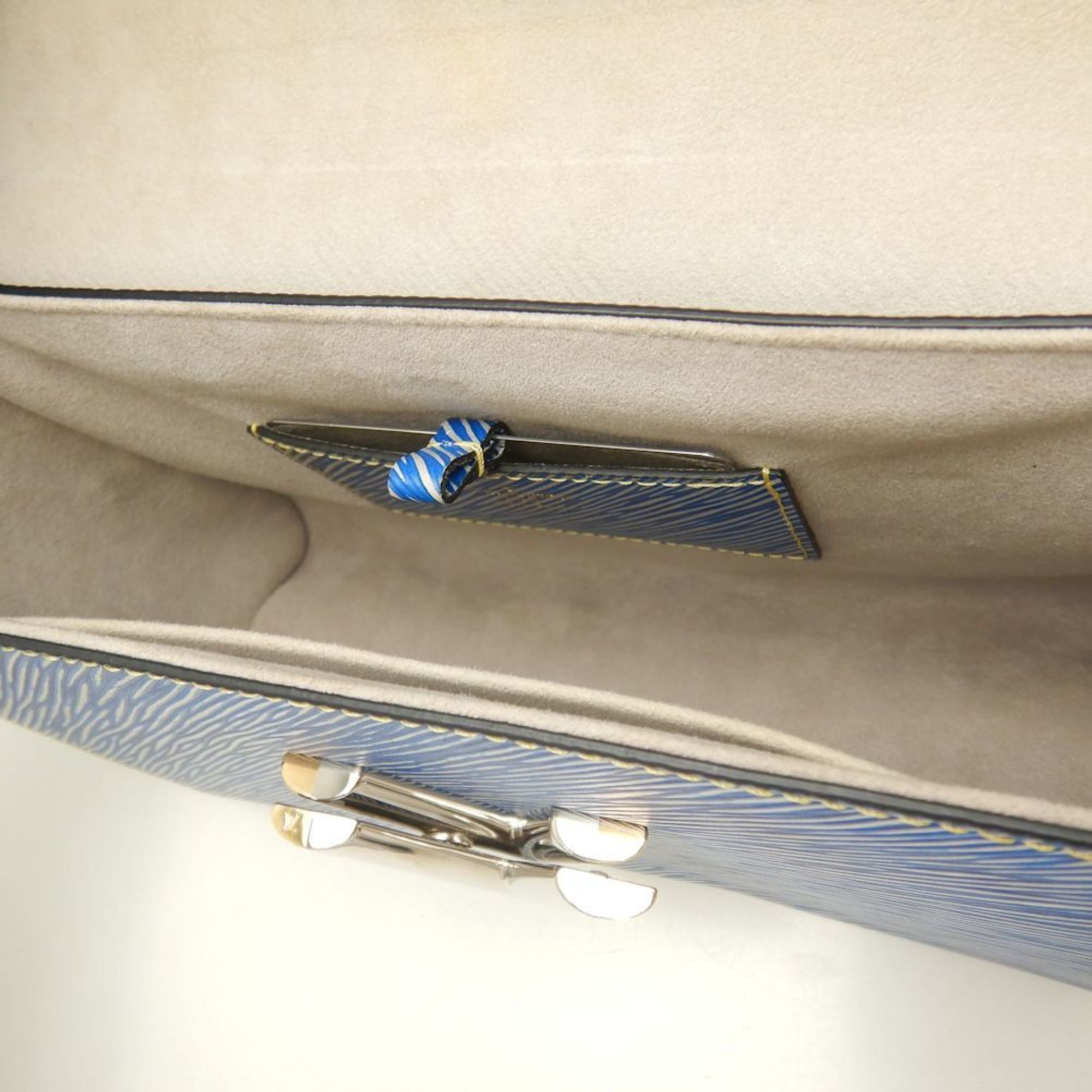 Louis Vuitton Louis Vuitton Twist shoulder Size ONE SIZE - 7 Thumbnail