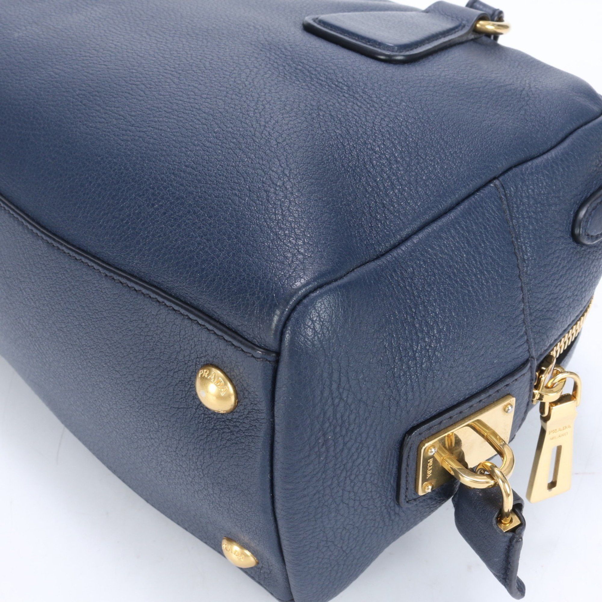 Prada Prada Vitello shoulder Size ONE SIZE - 9 Thumbnail