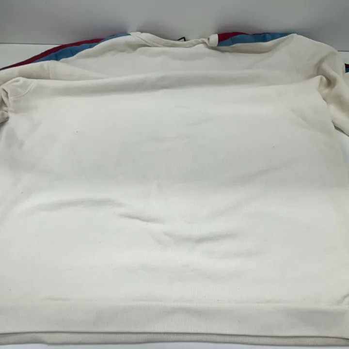 Gucci Gucci Logo Star Pullover Sweatshirt for Men Size US M / EU 48-50 / 2 - 12 Thumbnail