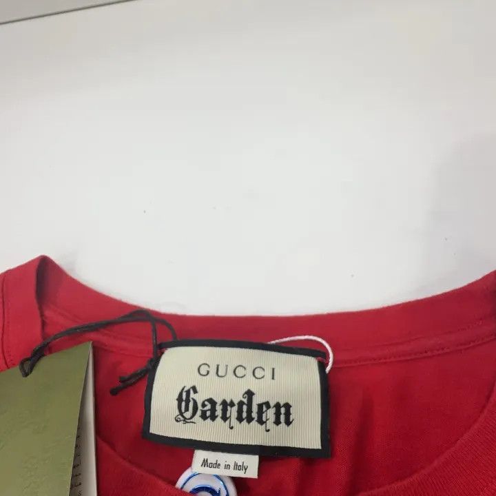 Gucci Gucci Garden Embroidered Red Short Sleeve Tee Size US XS / EU 42 / 0 - 6 Thumbnail
