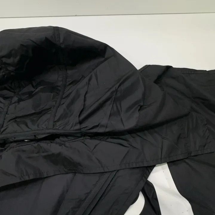 Gucci Gucci Printed Nylon Cape for Men Size US M / EU 48-50 / 2 - 11 Thumbnail
