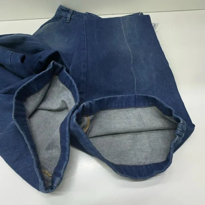 Gucci Gucci Loose Fit Wide-Leg Denim Pants Size US 40 / EU 56 - 10 Thumbnail