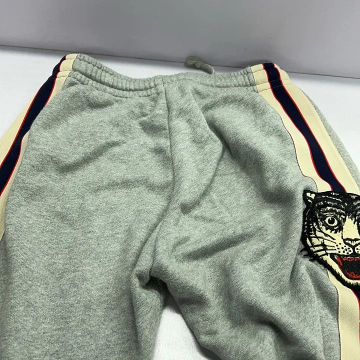 Gucci Gucci Gray Tiger Logo Sweatpants Size US 26 / EU 42 - 15 Thumbnail